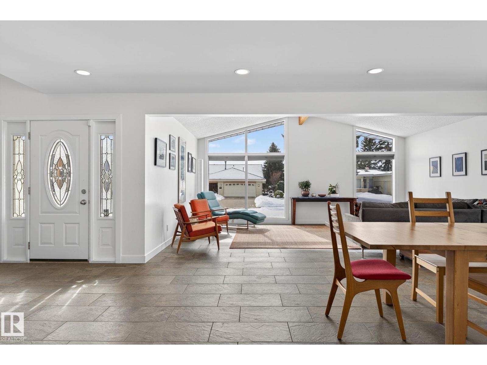 15404 Rio Terrace Dr Nw, Edmonton, Alberta  T5R 5M7 - Photo 13 - E4480090