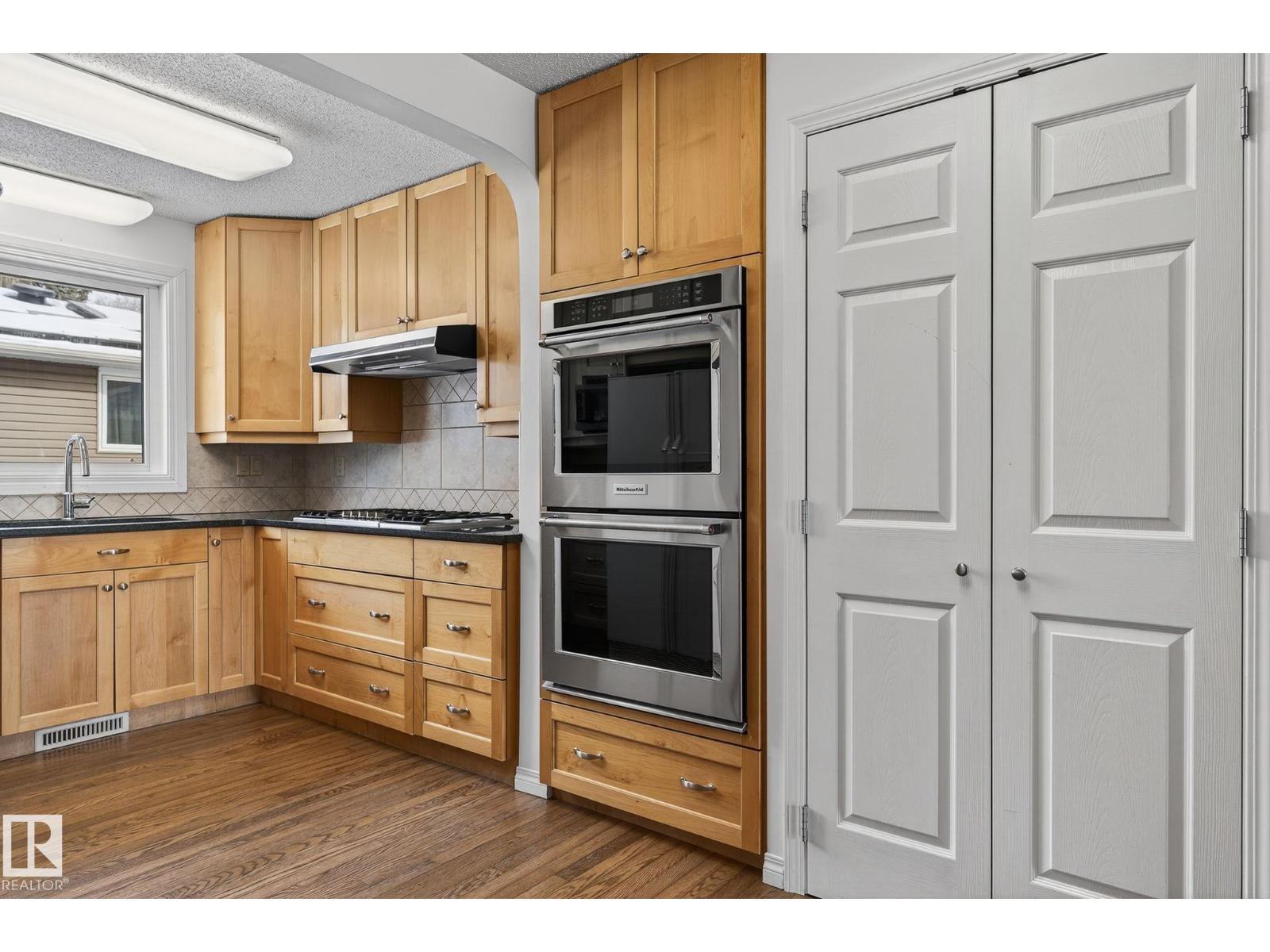 15404 Rio Terrace Dr Nw, Edmonton, Alberta  T5R 5M7 - Photo 17 - E4480090