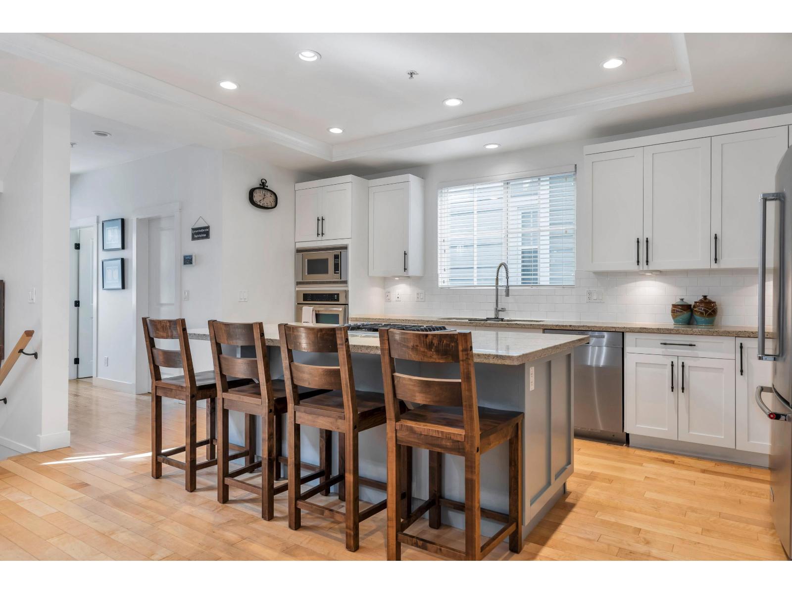 23066 Bedford Trail, Langley, British Columbia  V1M 4G6 - Photo 12 - R3105347