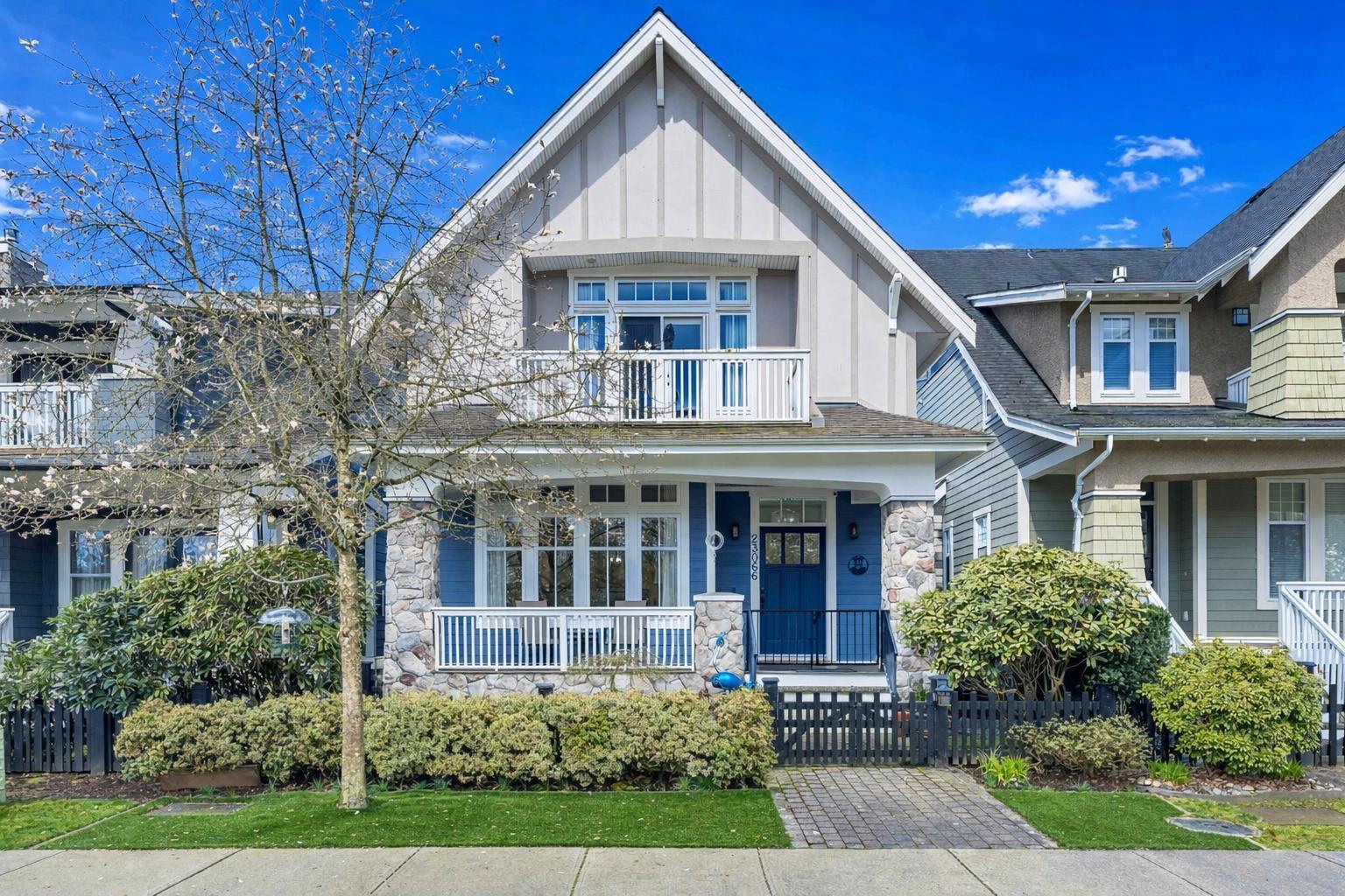 23066 Bedford Trail, Langley, British Columbia  V1M 4G6 - Photo 2 - R3105347