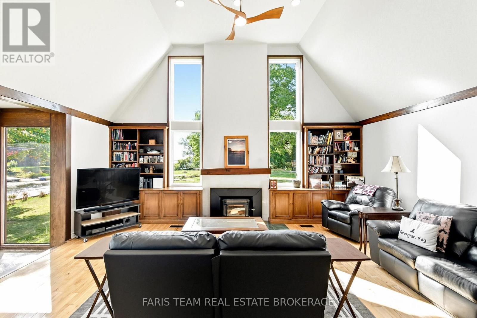 193 Gouett Street, Tay, Ontario  L0K 2C0 - Photo 10 - S12856334