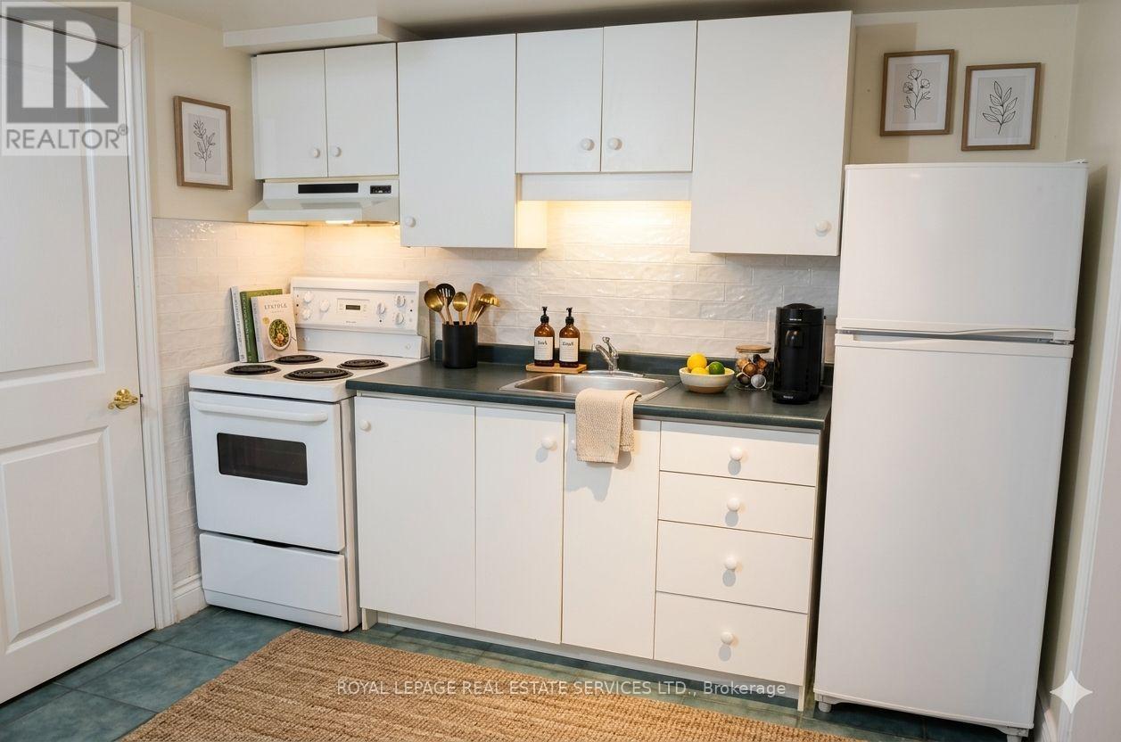 Bsmt - 4 Beaver Bend Crescent, Toronto, Ontario  M9B 5P8 - Photo 4 - W12670010