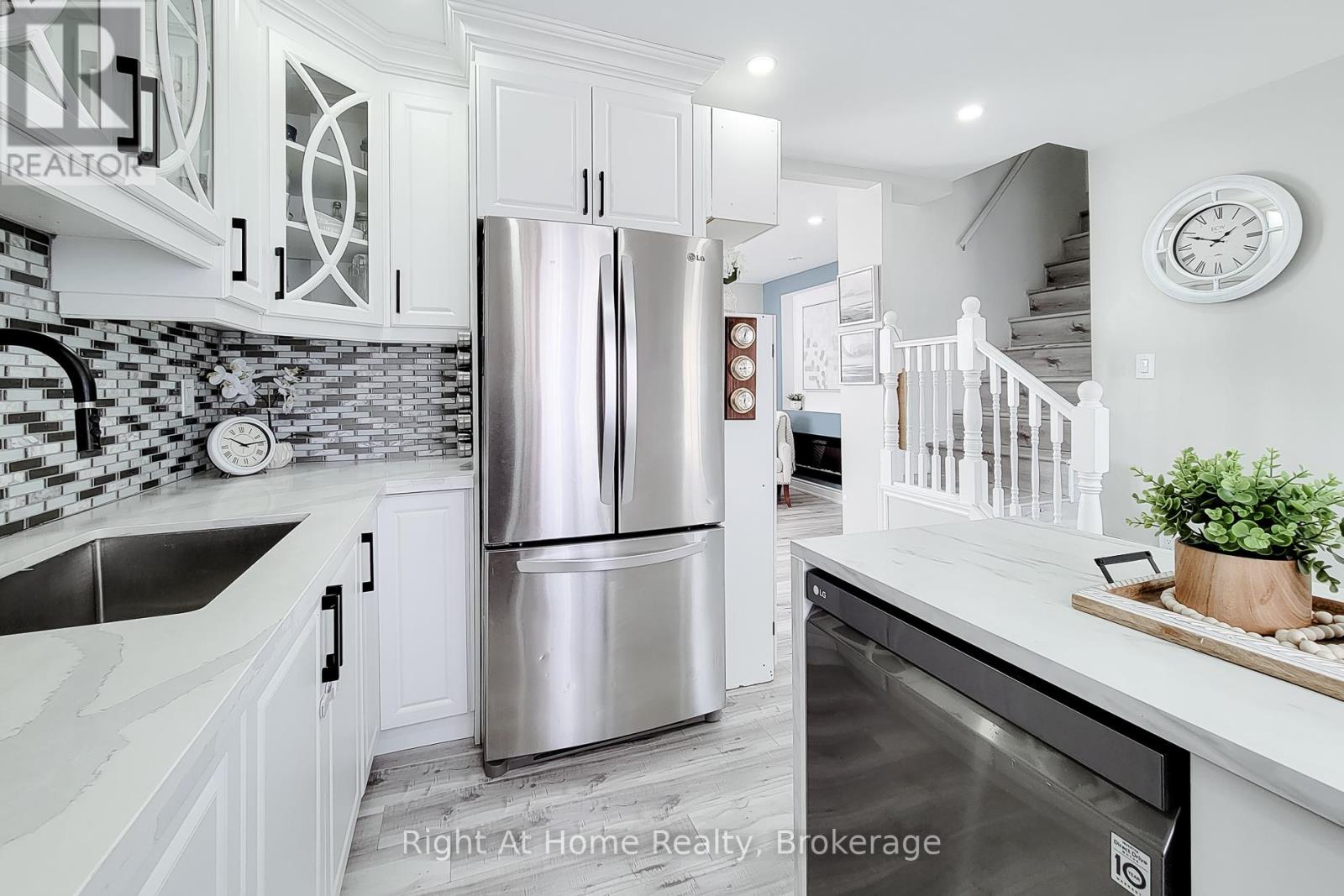 321 Dewitt Road N, Hamilton, Ontario  L8E 2T1 - Photo 11 - X12946710