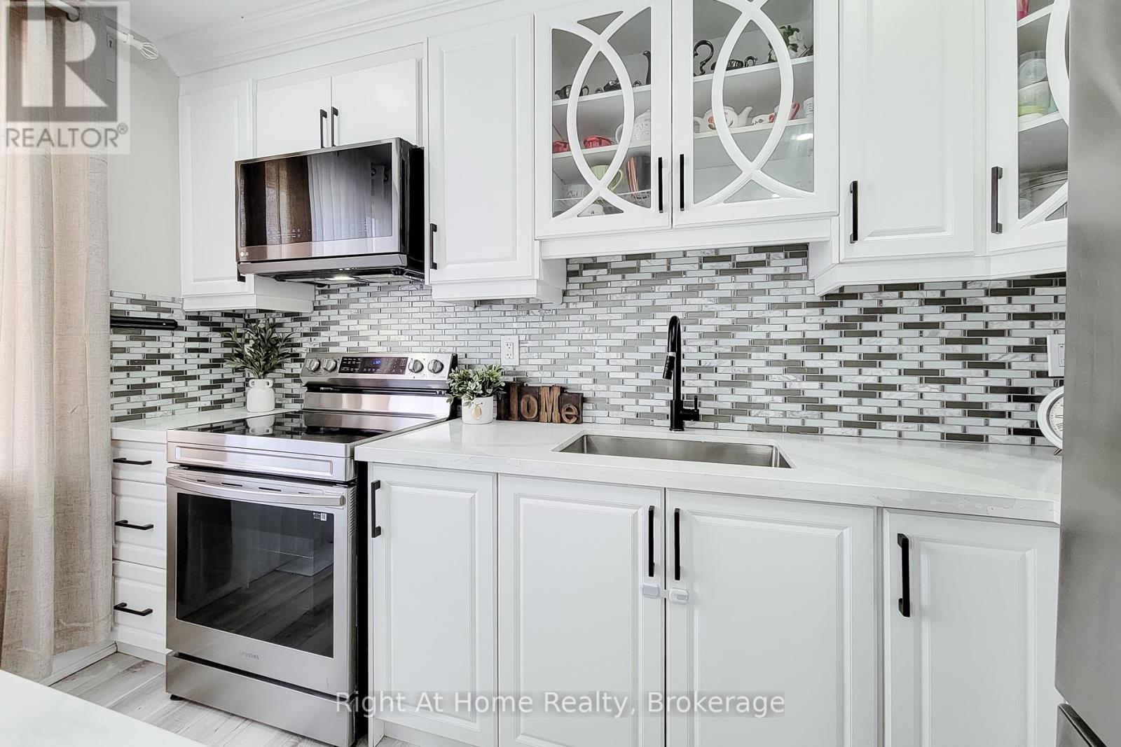 321 Dewitt Road N, Hamilton, Ontario  L8E 2T1 - Photo 7 - X12946710