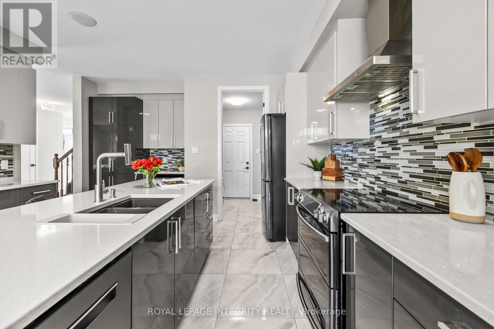 68 Malachigan Crescent, Ottawa, Ontario  K4A 1G5 - Photo 16 - X12945916