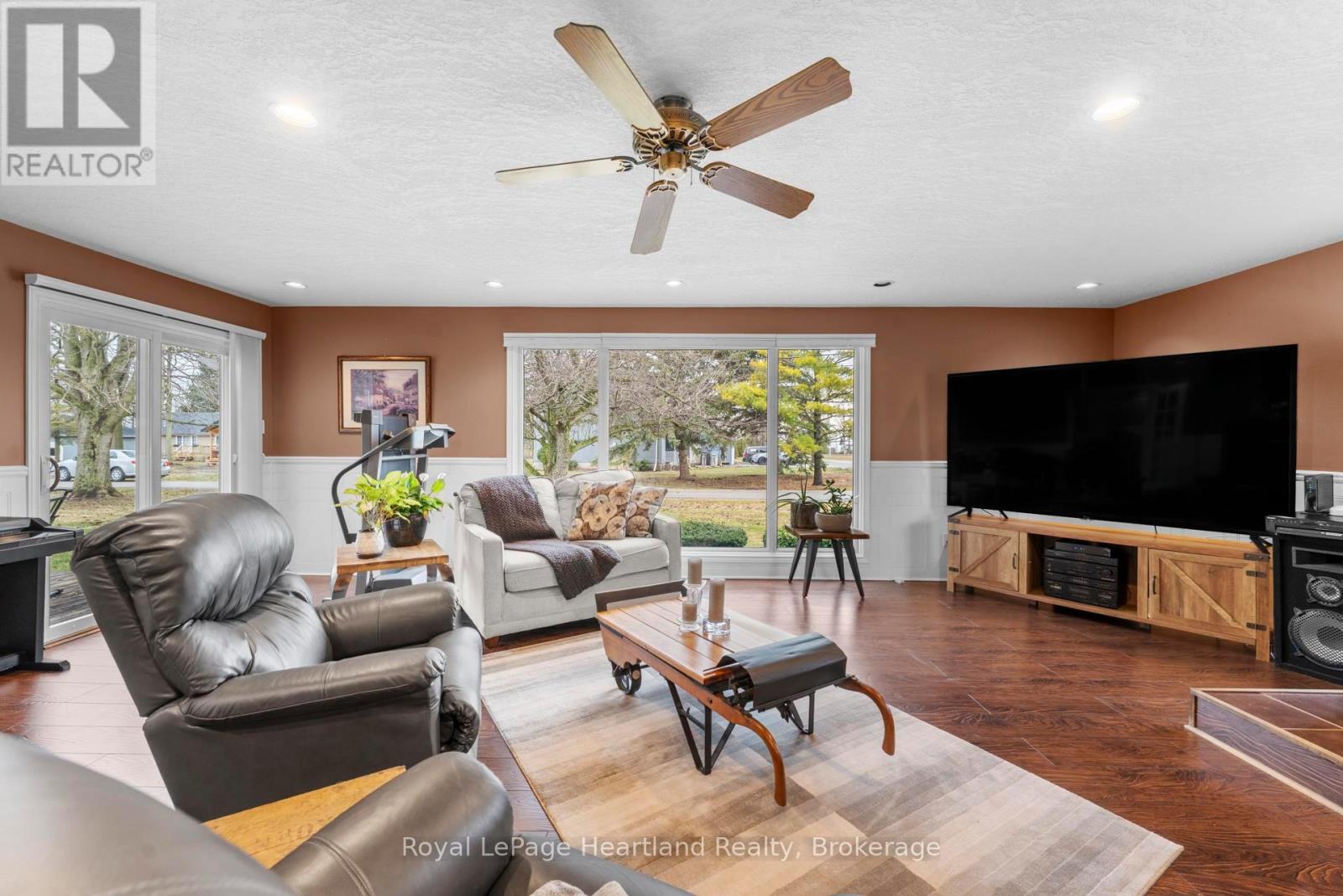 23 Park Road, Goderich, Ontario  N7A 3X8 - Photo 18 - X12946596