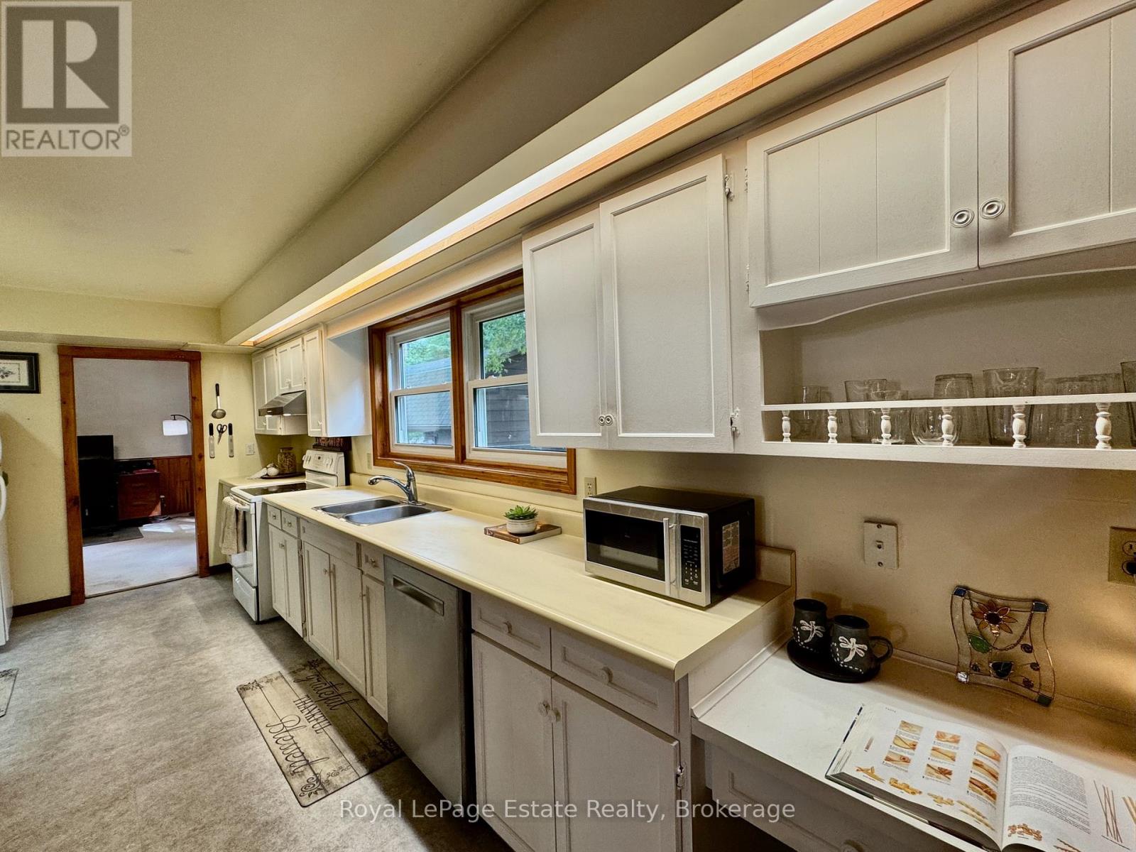 44 Whitefish Boulevard, South Bruce Peninsula, Ontario  N0H 2T0 - Photo 22 - X12946680