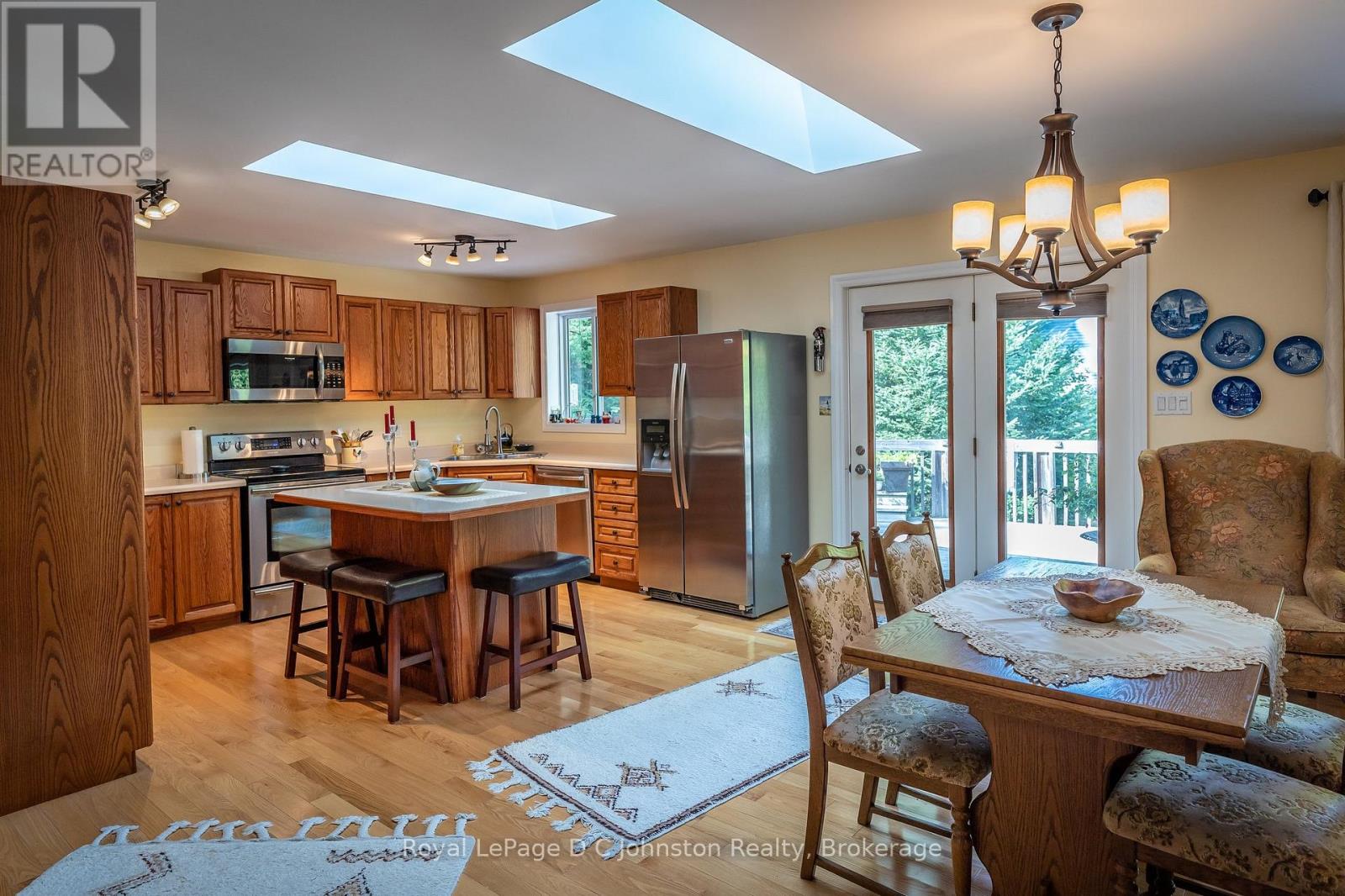 27 Gremik Crescent, South Bruce Peninsula, Ontario  N0H 2G0 - Photo 12 - X12946844