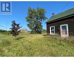 1677 COUNTY 8 ROAD, Prince Edward County, Ontario