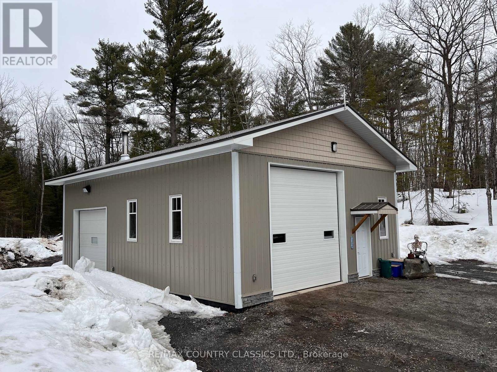 170 Bunny Trail, Mcdougall, Ontario  P2A 2W7 - Photo 22 - X12946686