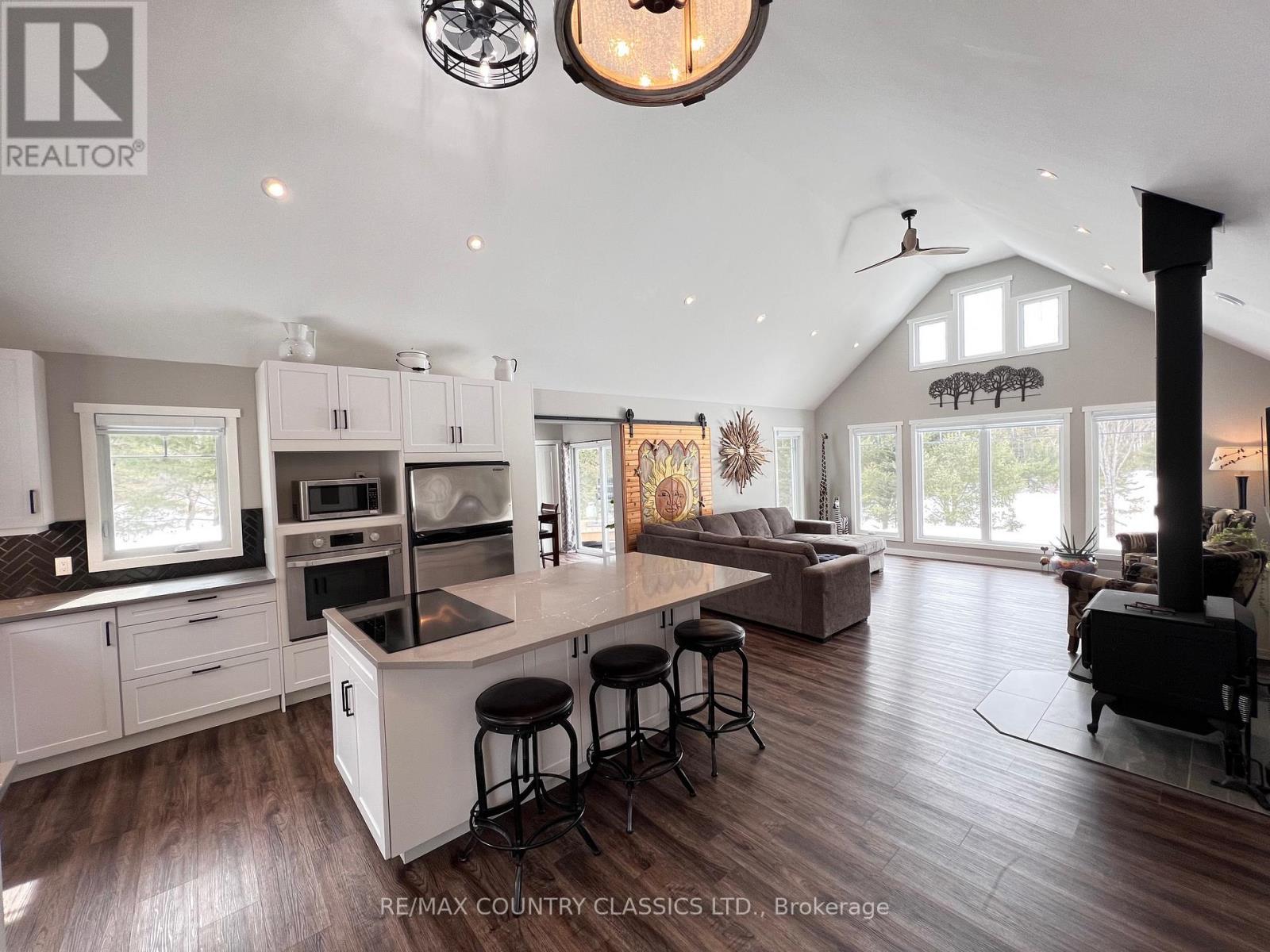 170 Bunny Trail, Mcdougall, Ontario  P2A 2W7 - Photo 7 - X12946686