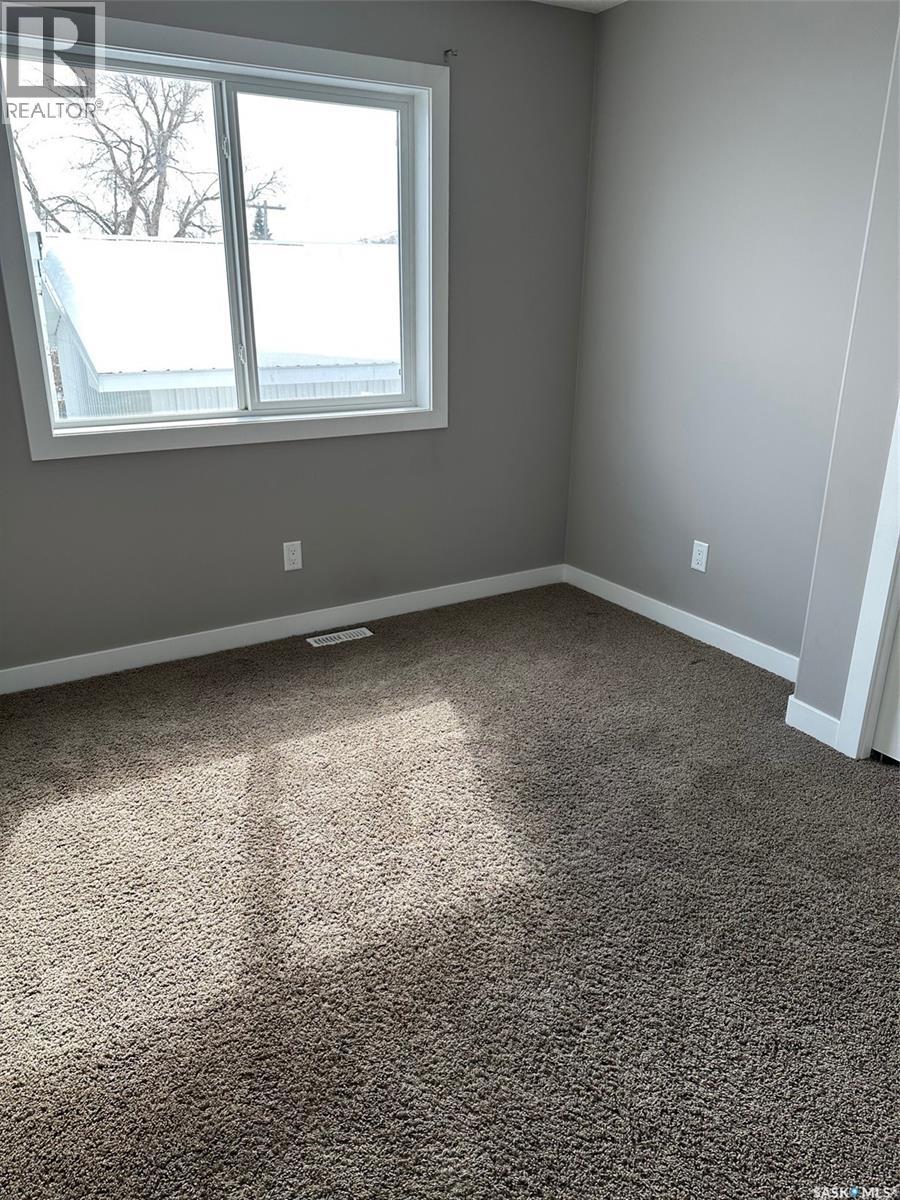 2 416 Main Street, Bienfait, Saskatchewan  S0C 0M0 - Photo 11 - SK031573