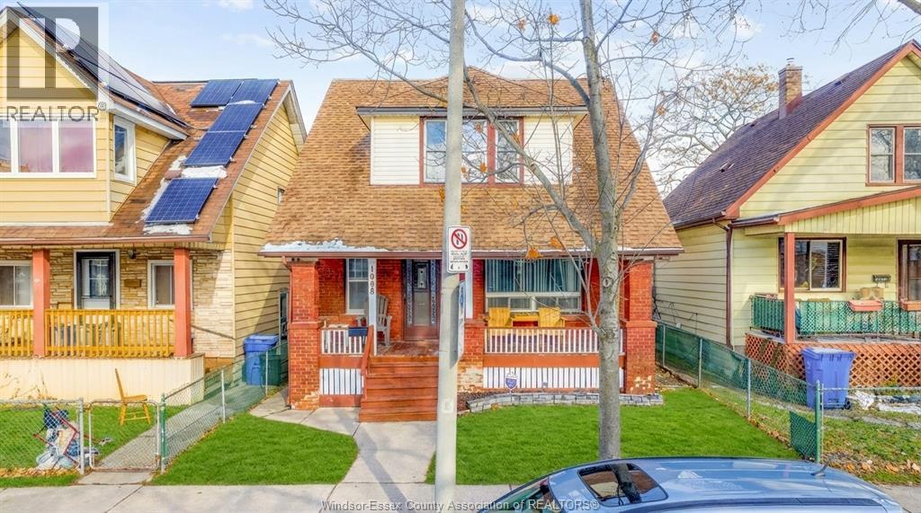 1088 Hickory, Windsor, Ontario  N8Y 3S1 - Photo 2 - 26006070