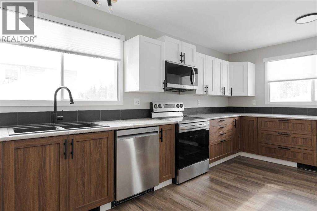 209 Woodland Drive, Fort Mcmurray, Alberta  T9K 1A4 - Photo 7 - A2296839