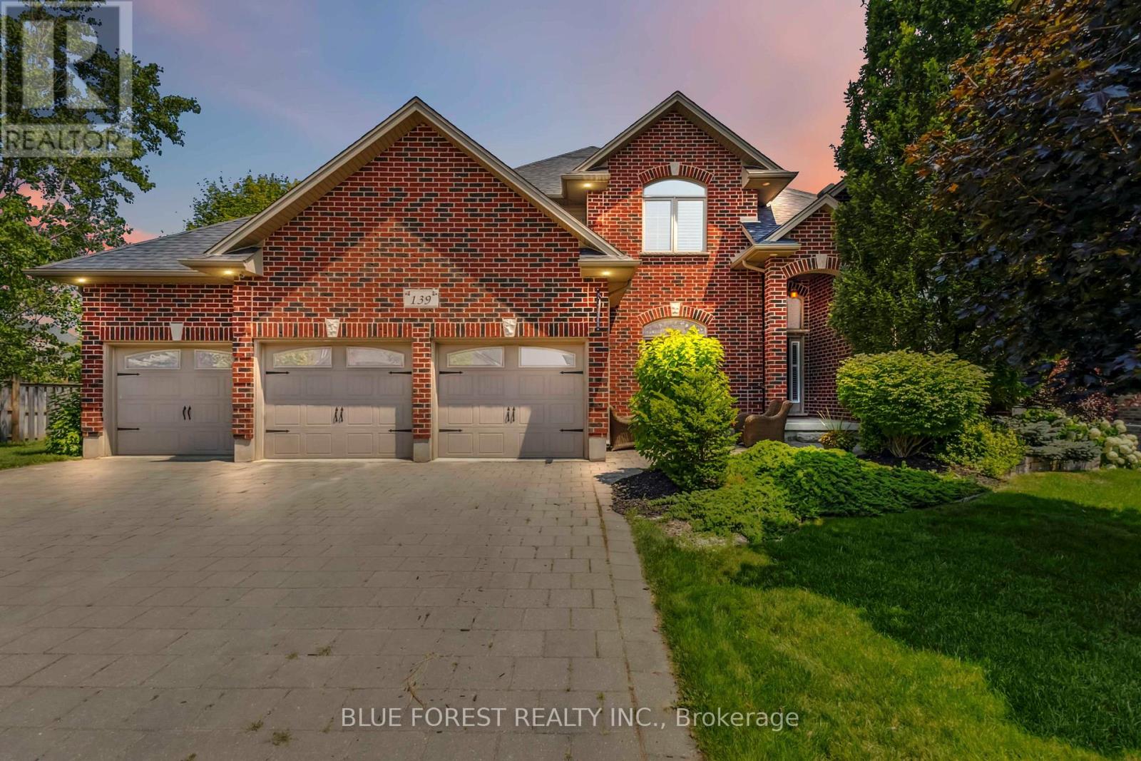 139 Prince Street, Middlesex Centre, Ontario  N0L 1R0 - Photo 1 - X12946698