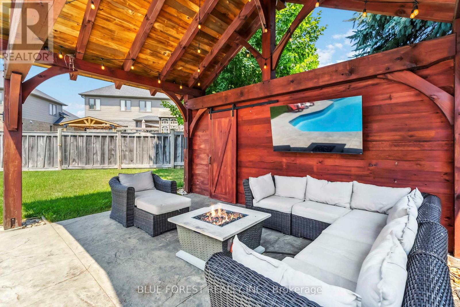 139 Prince Street, Middlesex Centre, Ontario  N0L 1R0 - Photo 17 - X12946698