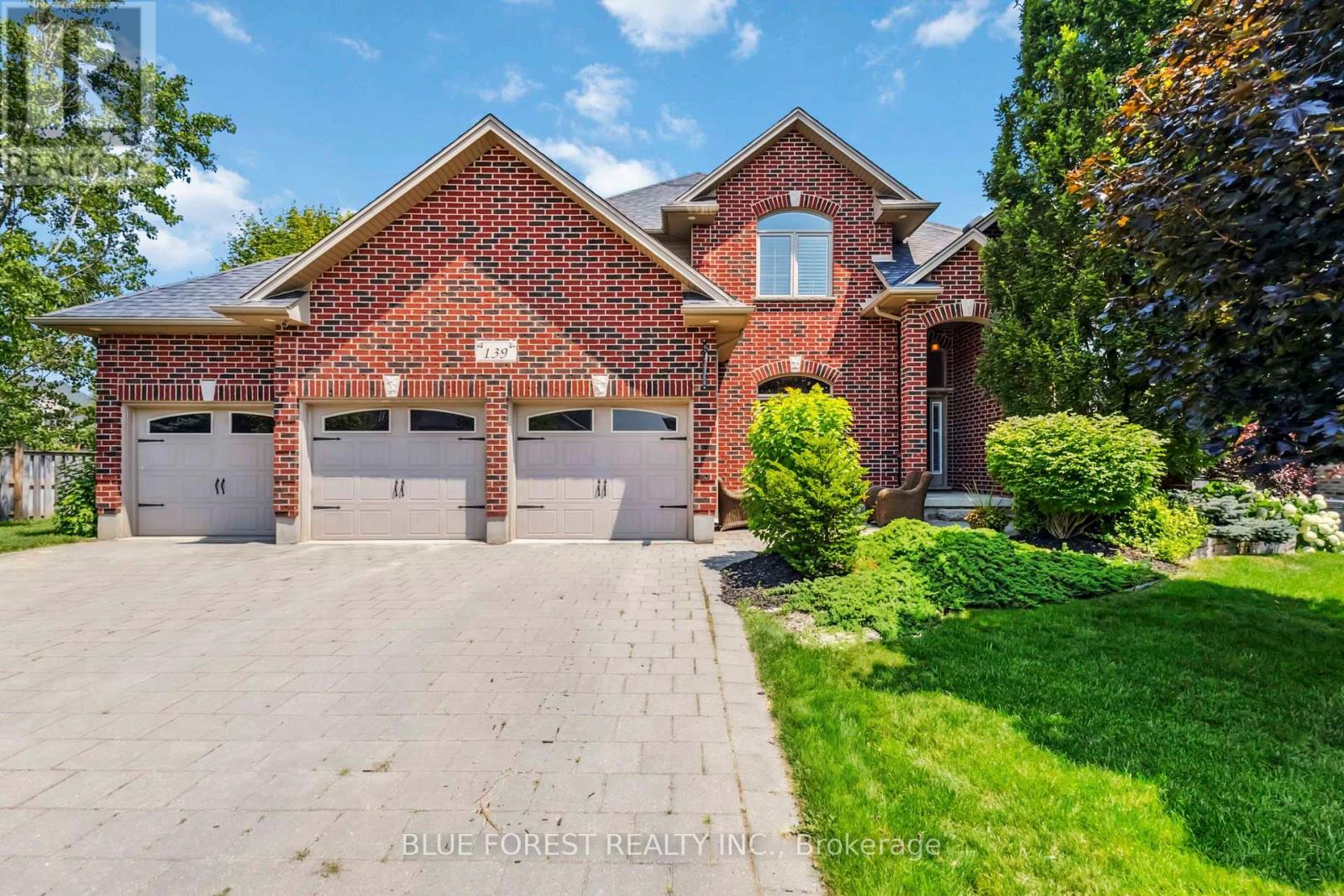 139 Prince Street, Middlesex Centre, Ontario  N0L 1R0 - Photo 2 - X12946698