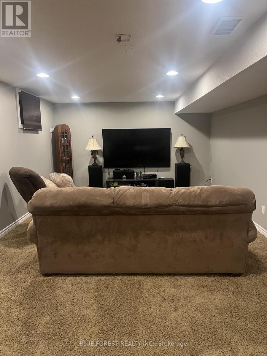 139 Prince Street, Middlesex Centre, Ontario  N0L 1R0 - Photo 25 - X12946698