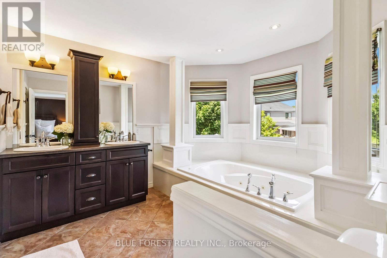 139 Prince Street, Middlesex Centre, Ontario  N0L 1R0 - Photo 33 - X12946698