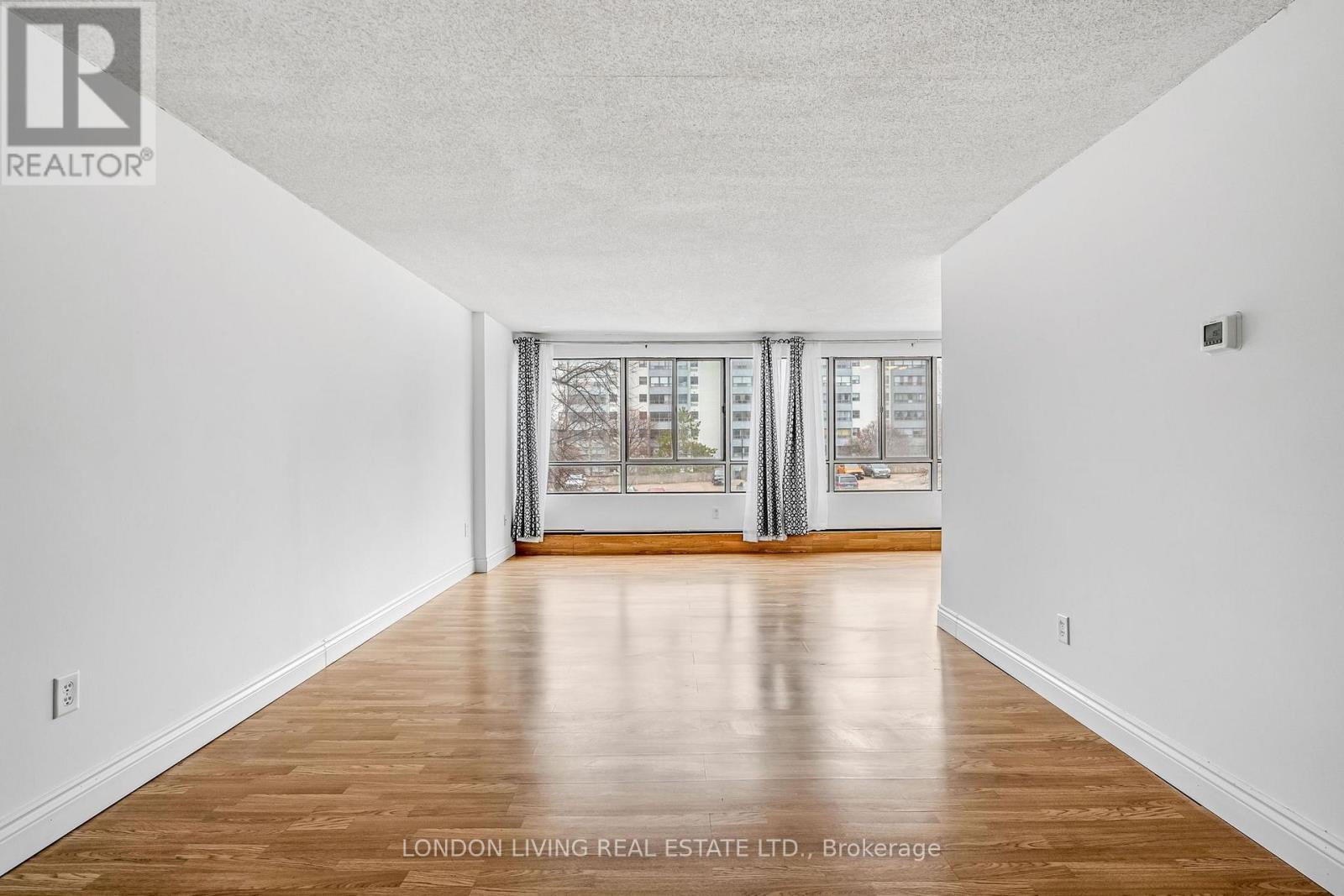 312 - 570 Proudfoot Lane, London North, Ontario  N6H 4Z1 - Photo 10 - X12946796