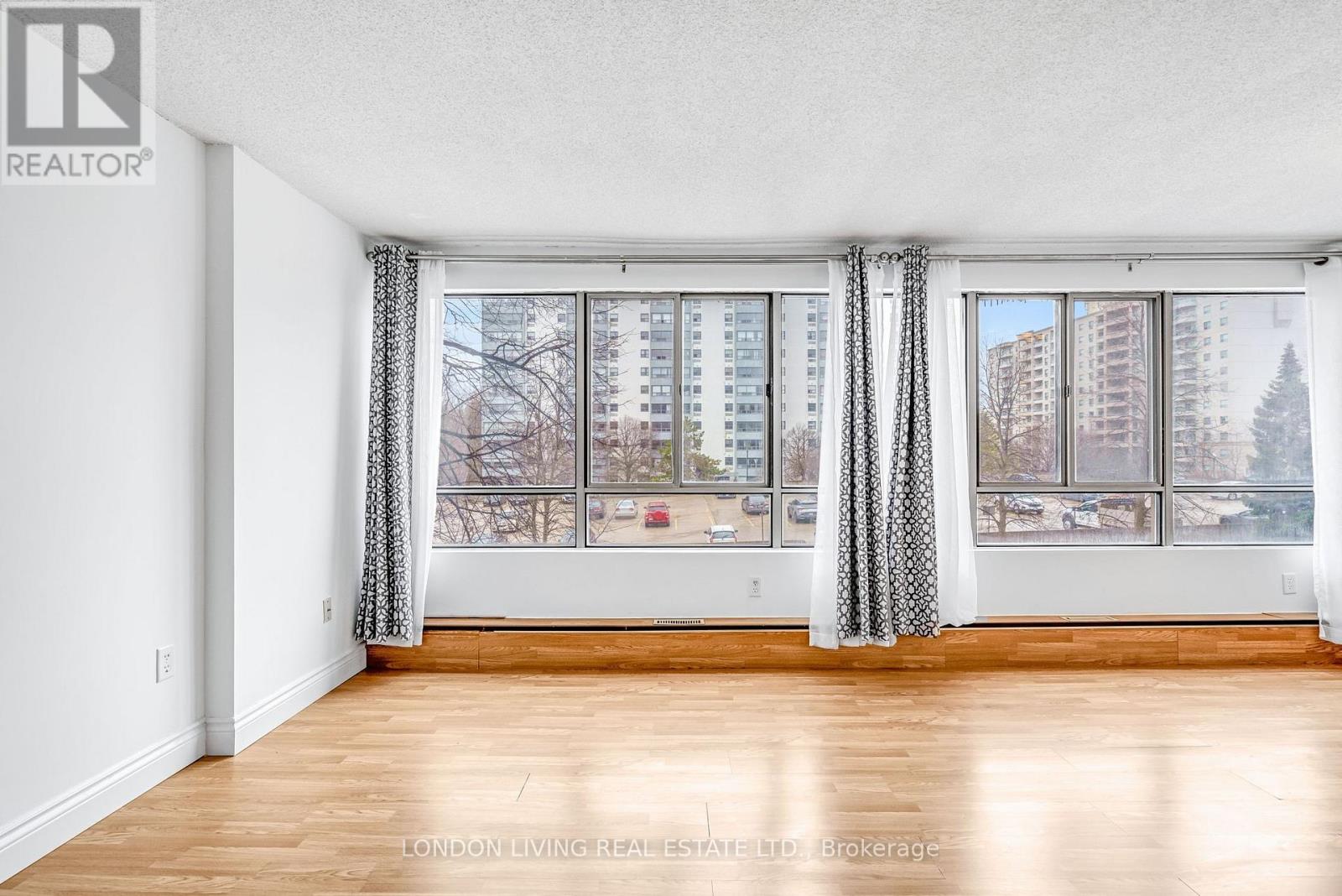 312 - 570 Proudfoot Lane, London North, Ontario  N6H 4Z1 - Photo 18 - X12946796