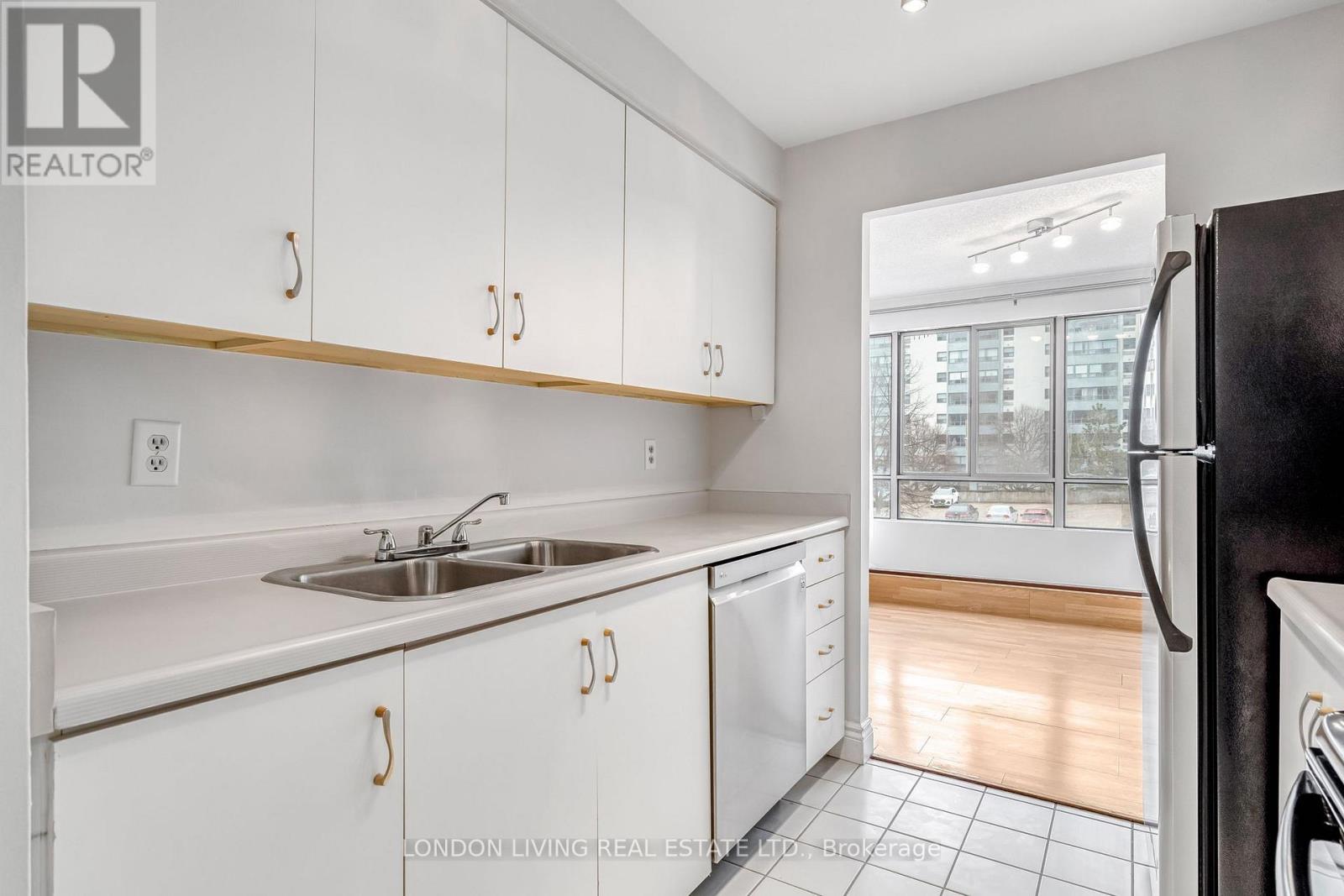 312 - 570 Proudfoot Lane, London North, Ontario  N6H 4Z1 - Photo 30 - X12946796