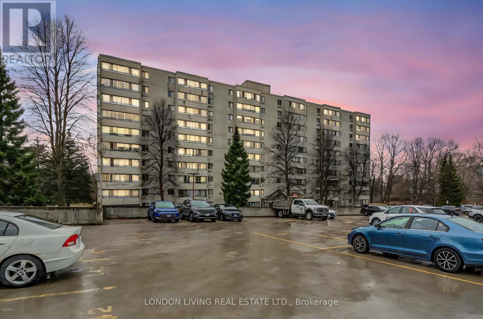 312 - 570 Proudfoot Lane, London North, Ontario  N6H 4Z1 - Photo 4 - X12946796