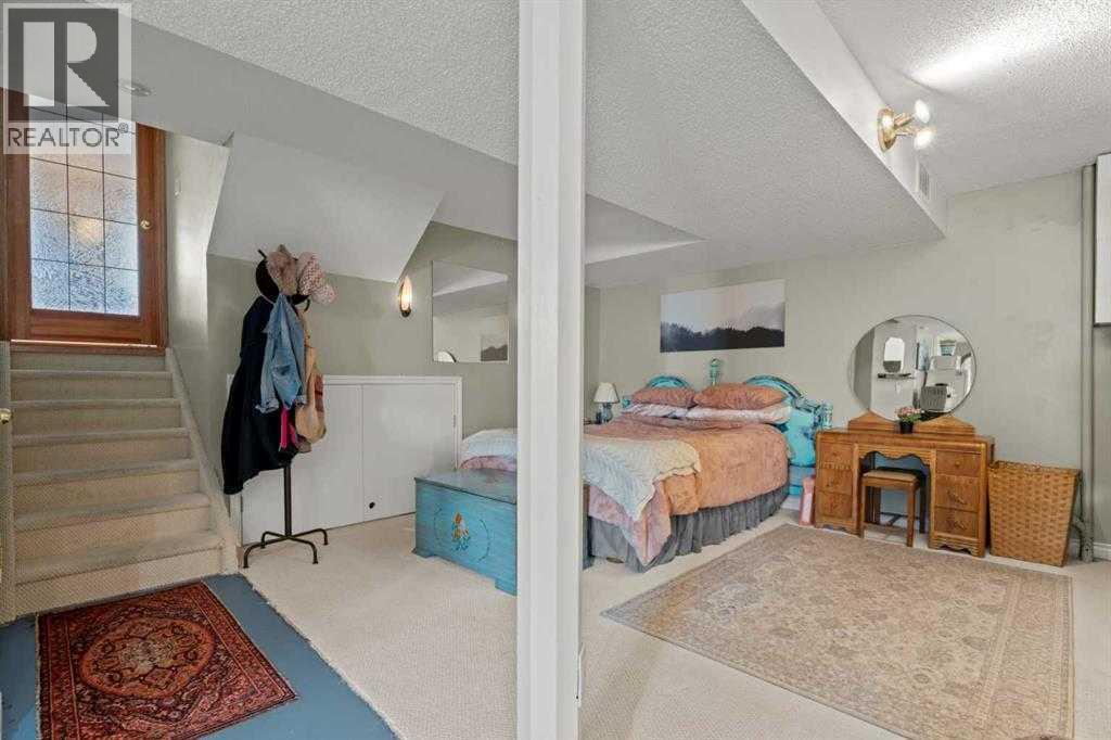 109 Downey Place, Okotoks, Alberta  T1S 1H3 - Photo 11 - A2295989