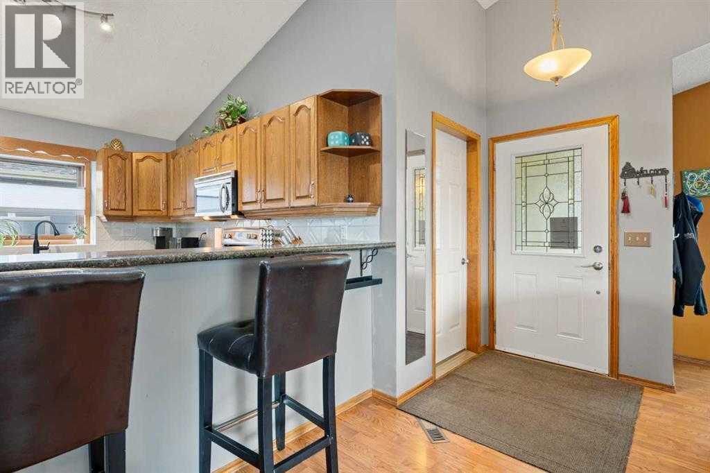 109 Downey Place, Okotoks, Alberta  T1S 1H3 - Photo 4 - A2295989