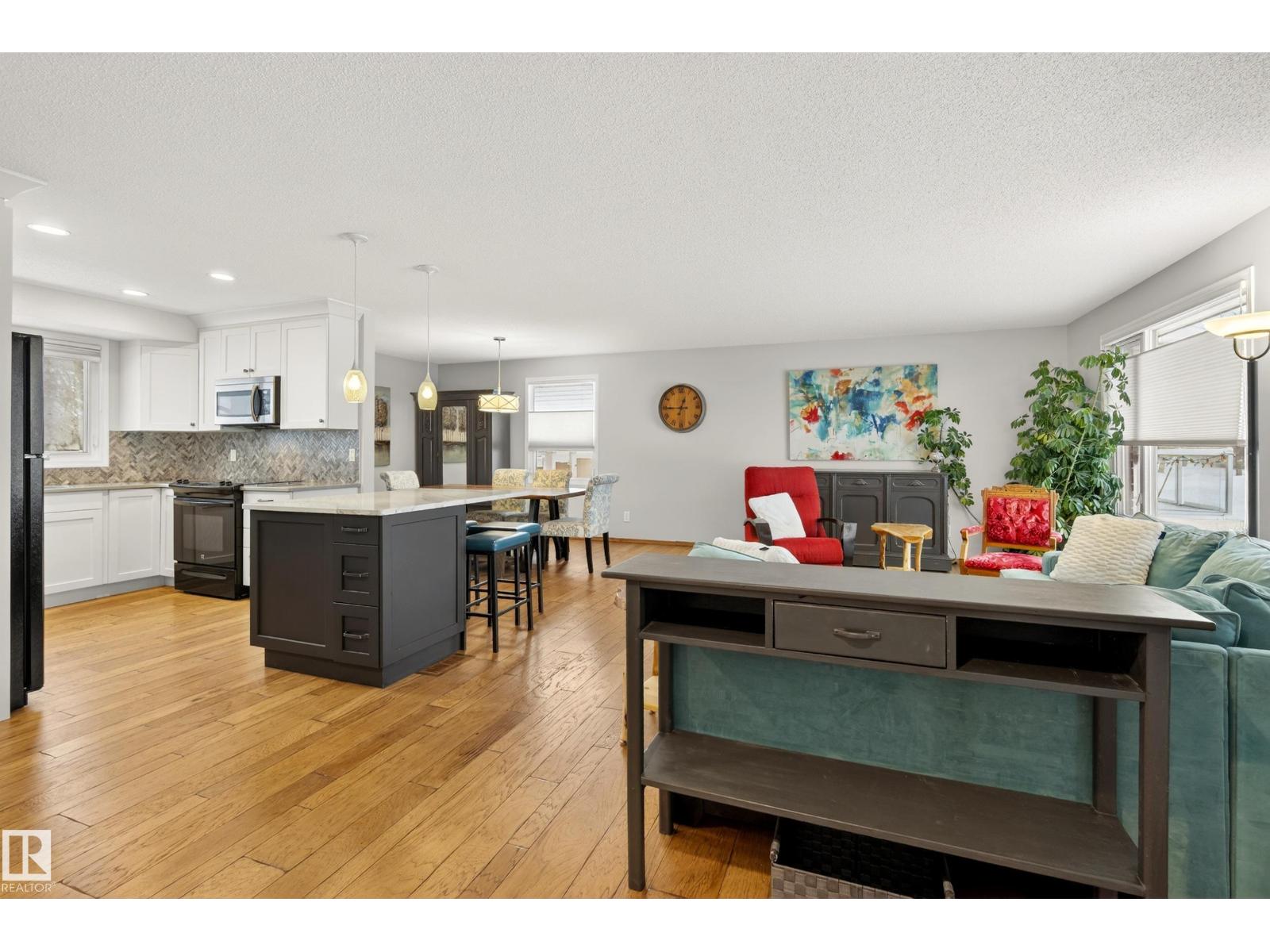 17 Austin Cr, St. Albert, Alberta  T8N 3B4 - Photo 4 - E4480094