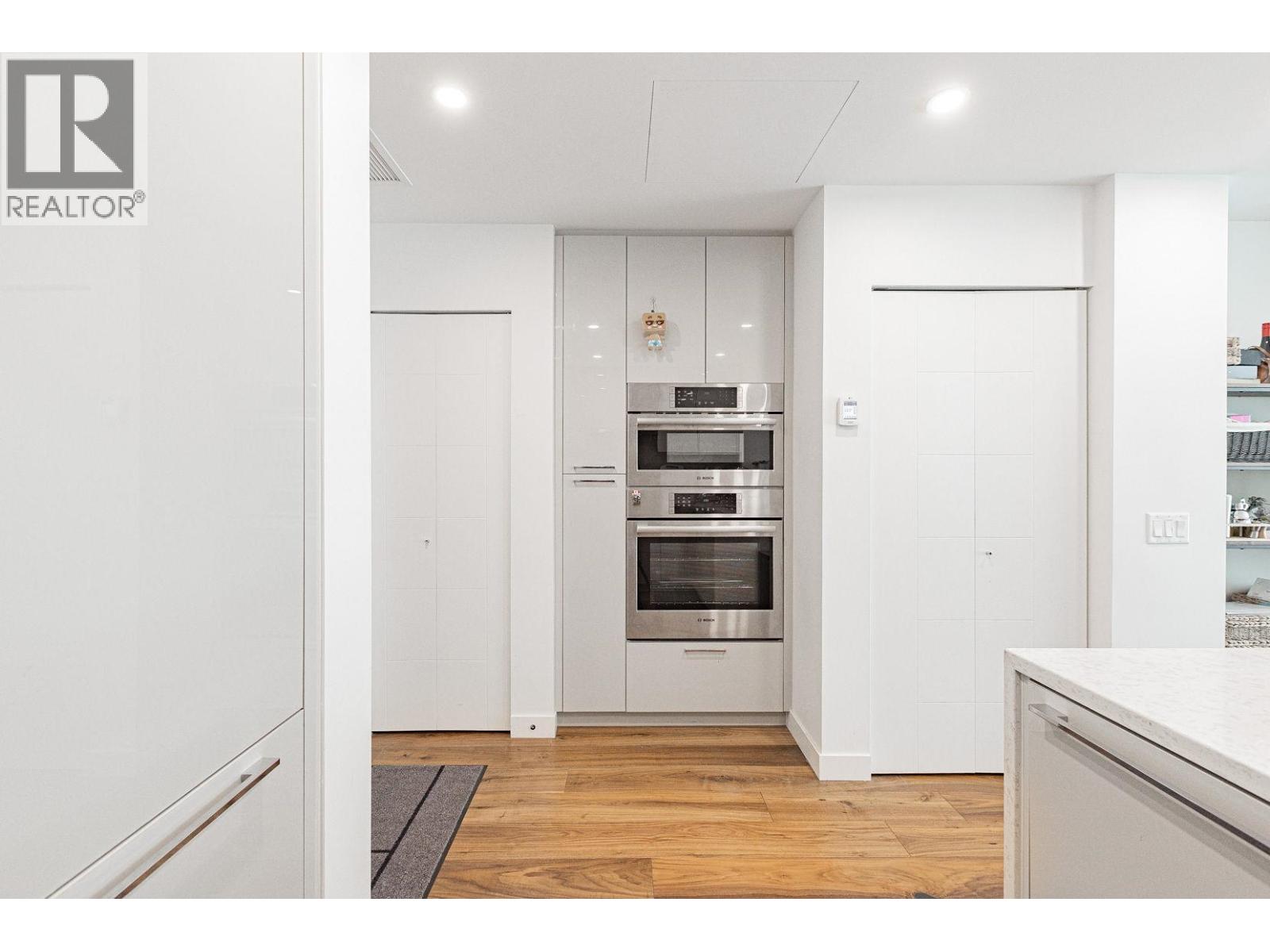 108 5058 Cambie Street, Vancouver, British Columbia  V5Z 2Z5 - Photo 3 - R3105897