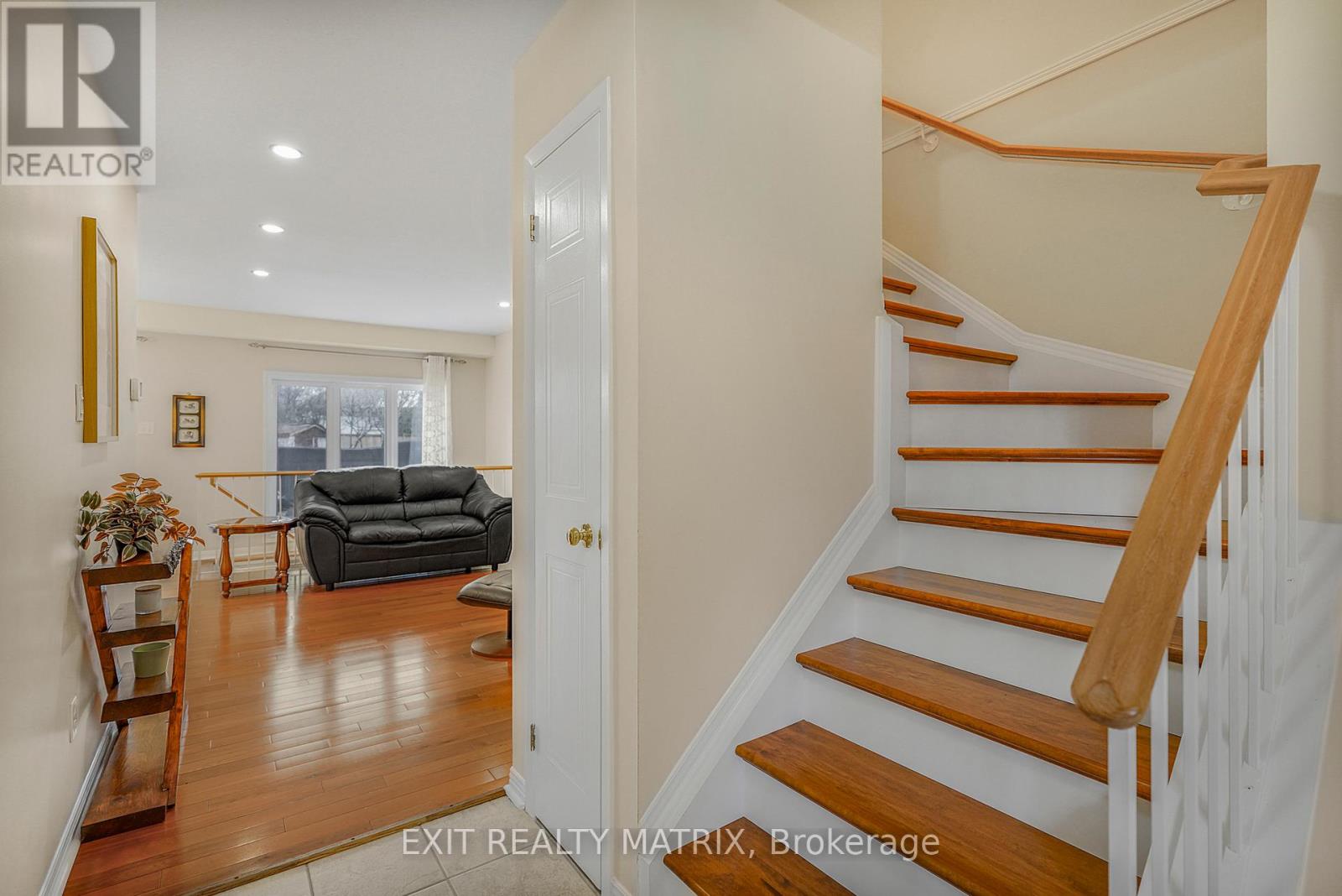 763 Clearcrest Crescent, Ottawa, Ontario  K4A 3E7 - Photo 6 - X12946690