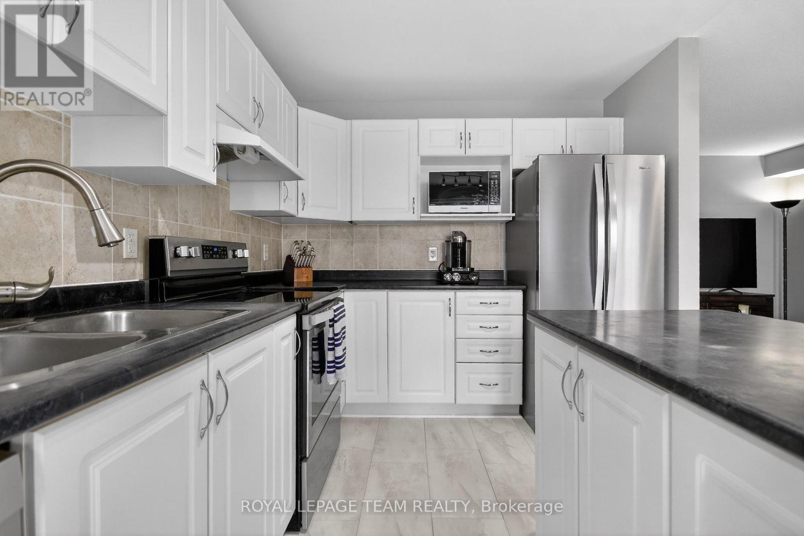 353 Brigitta Street, Ottawa, Ontario  K2S 0H9 - Photo 16 - X12946790