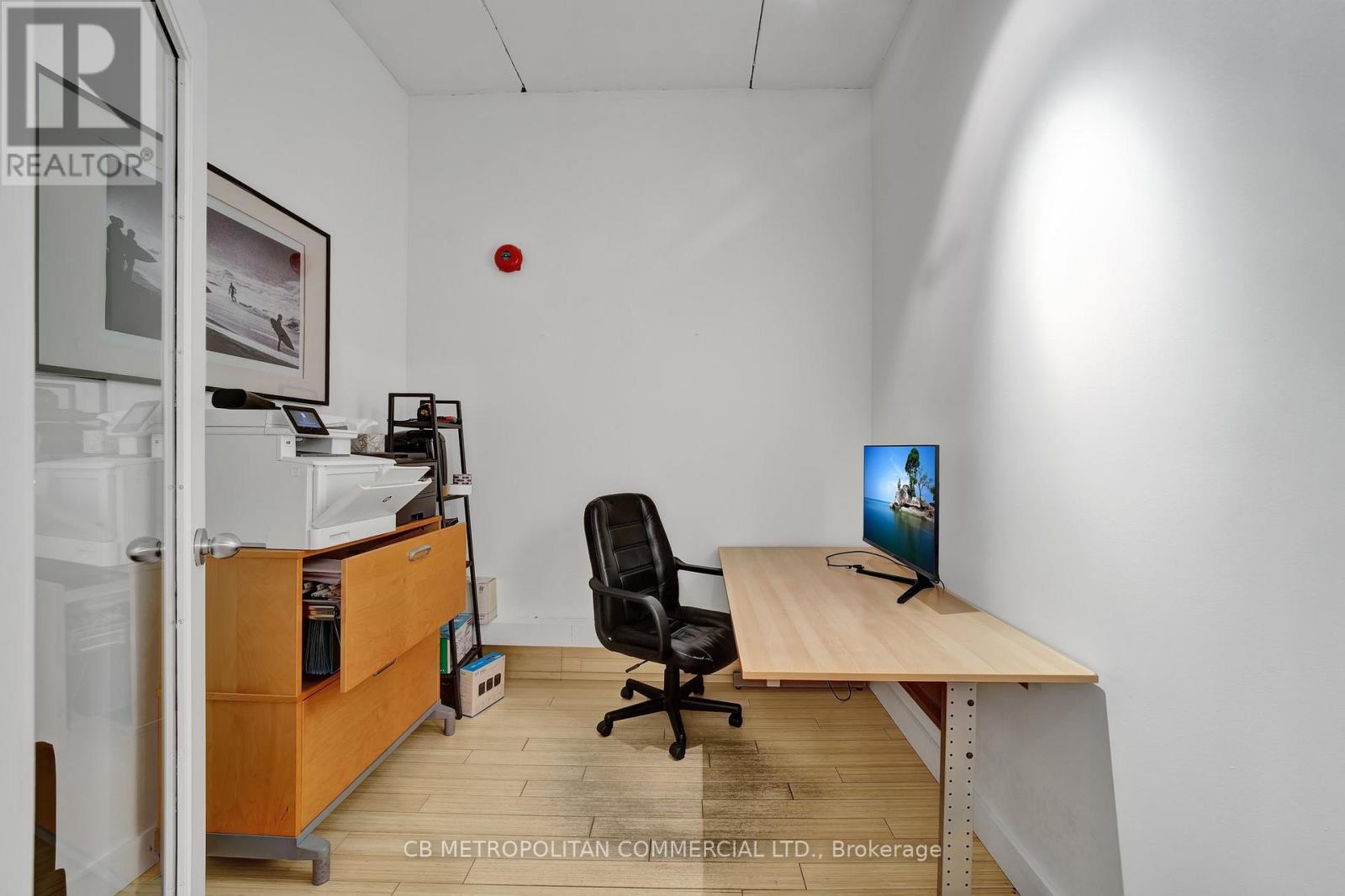 301 - 21 Camden Street, Toronto, Ontario  M5V 1V2 - Photo 12 - C12946602