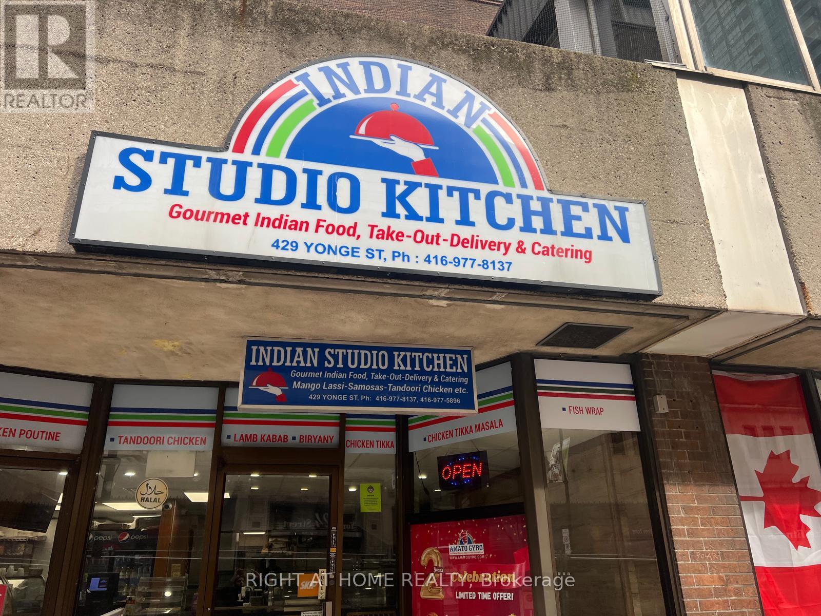 102 - 419-429 YONGE STREET, Toronto, Ontario