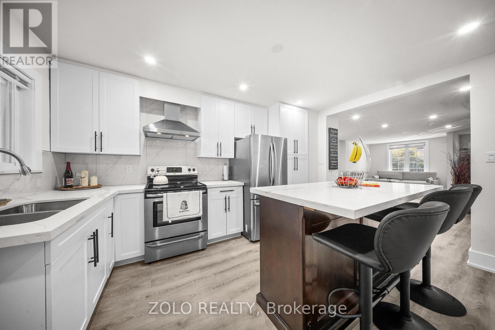 163 Cedric Avenue, Toronto, Ontario  M6C 3X7 - Photo 10 - C12946636