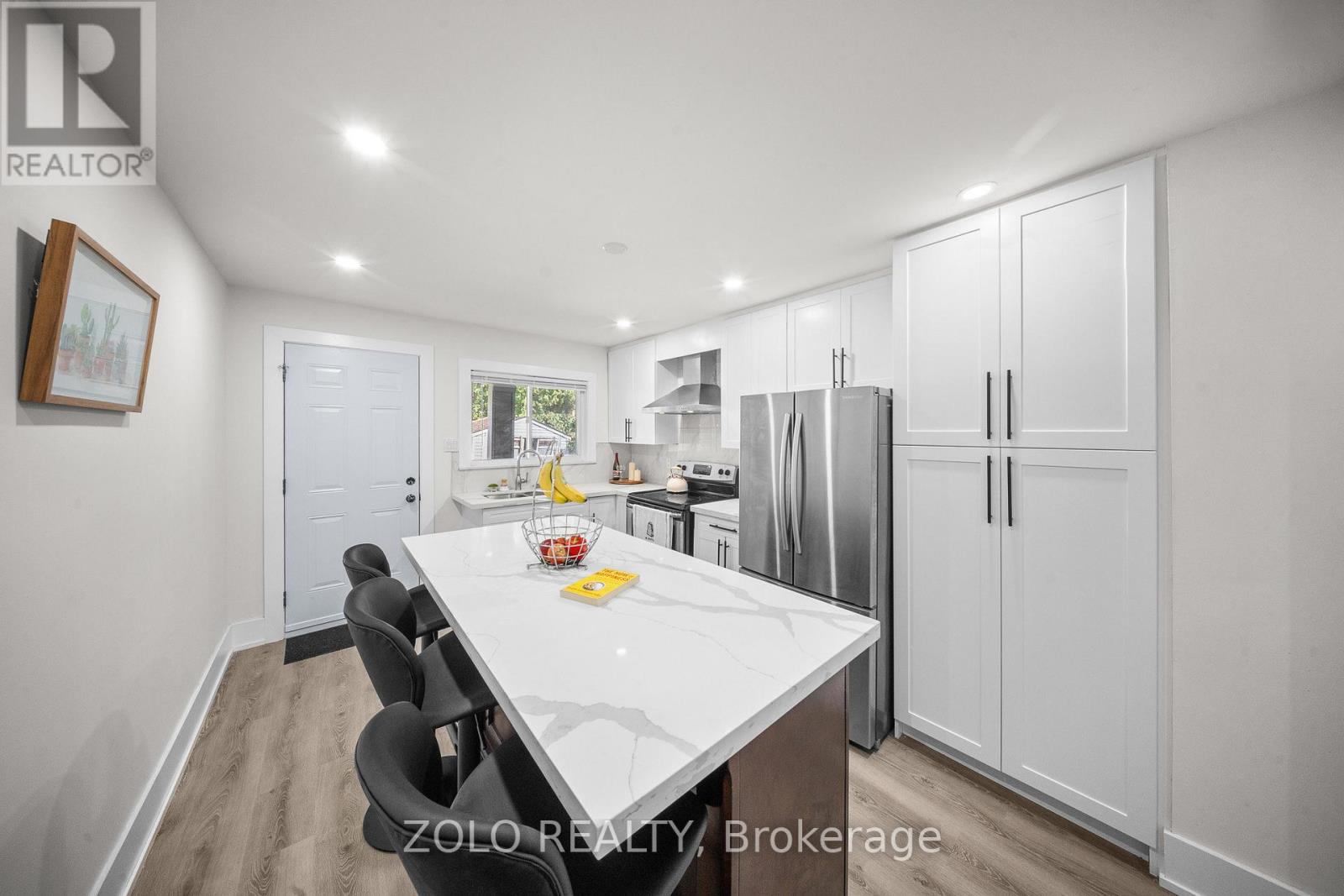 163 Cedric Avenue, Toronto, Ontario  M6C 3X7 - Photo 11 - C12946636