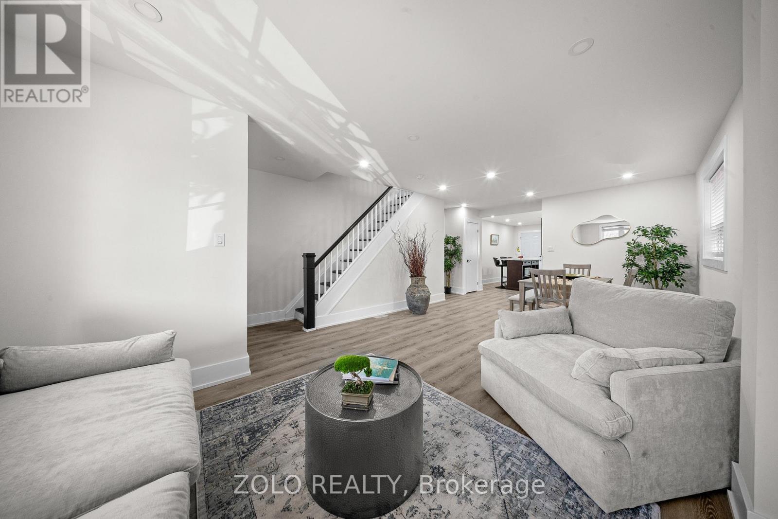 163 Cedric Avenue, Toronto, Ontario  M6C 3X7 - Photo 6 - C12946636