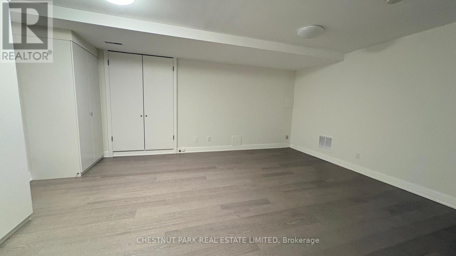 1 - 127 Hazelton Avenue, Toronto, Ontario  M5R 2E4 - Photo 17 - C12946694