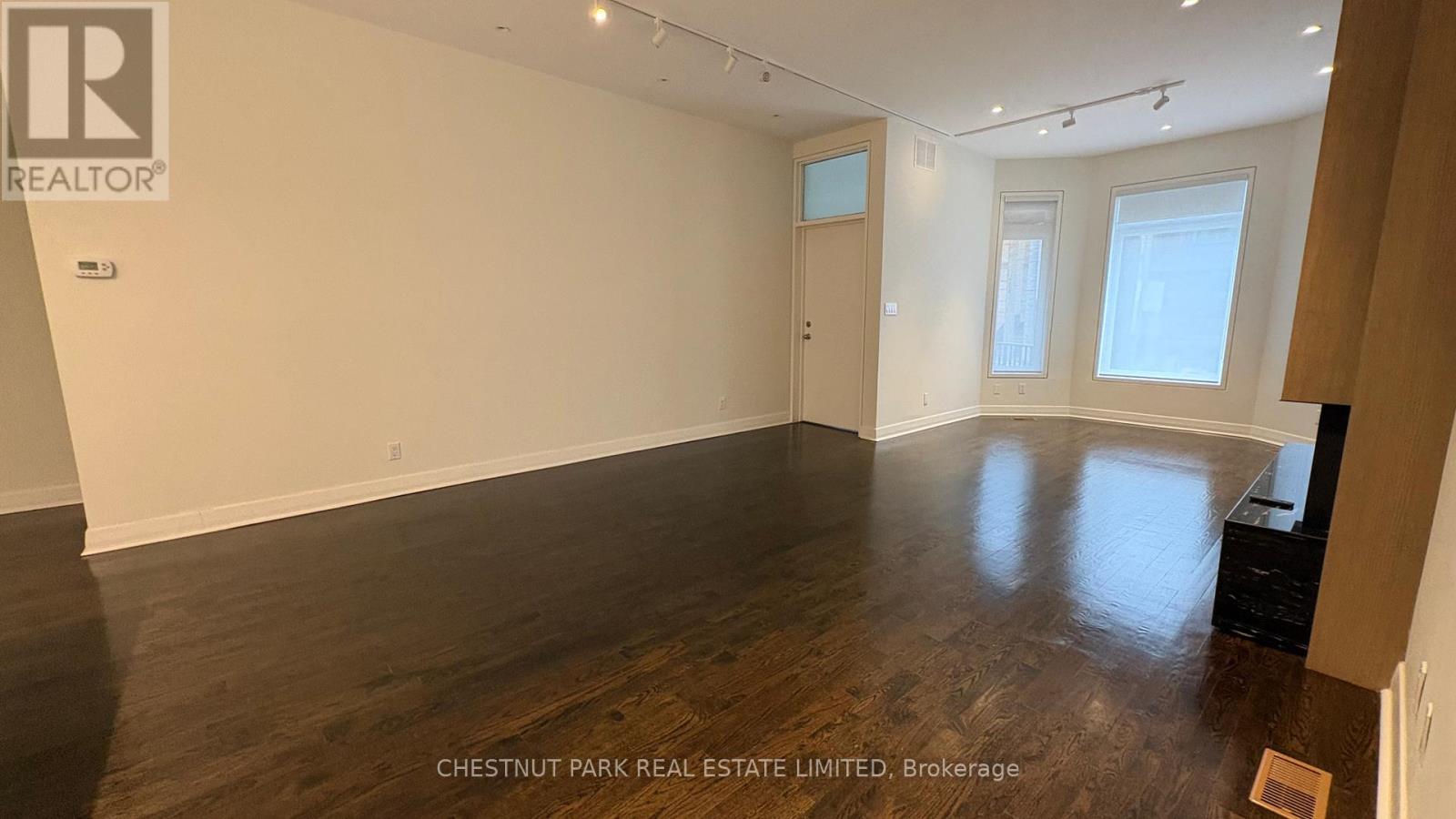 1 - 127 Hazelton Avenue, Toronto, Ontario  M5R 2E4 - Photo 2 - C12946694