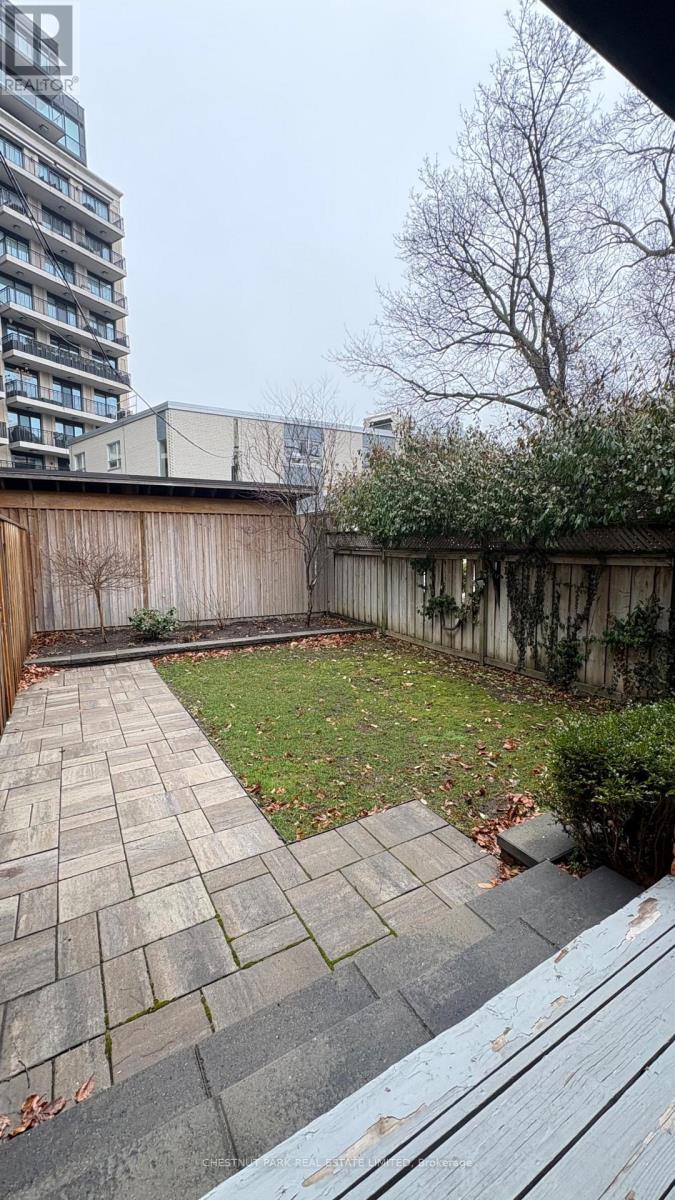 1 - 127 Hazelton Avenue, Toronto, Ontario  M5R 2E4 - Photo 22 - C12946694