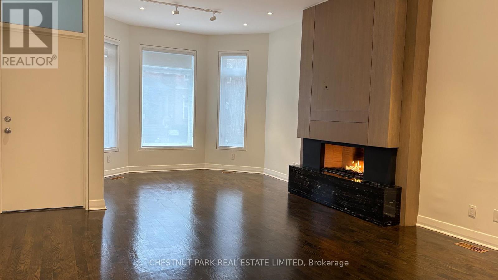 1 - 127 Hazelton Avenue, Toronto, Ontario  M5R 2E4 - Photo 3 - C12946694