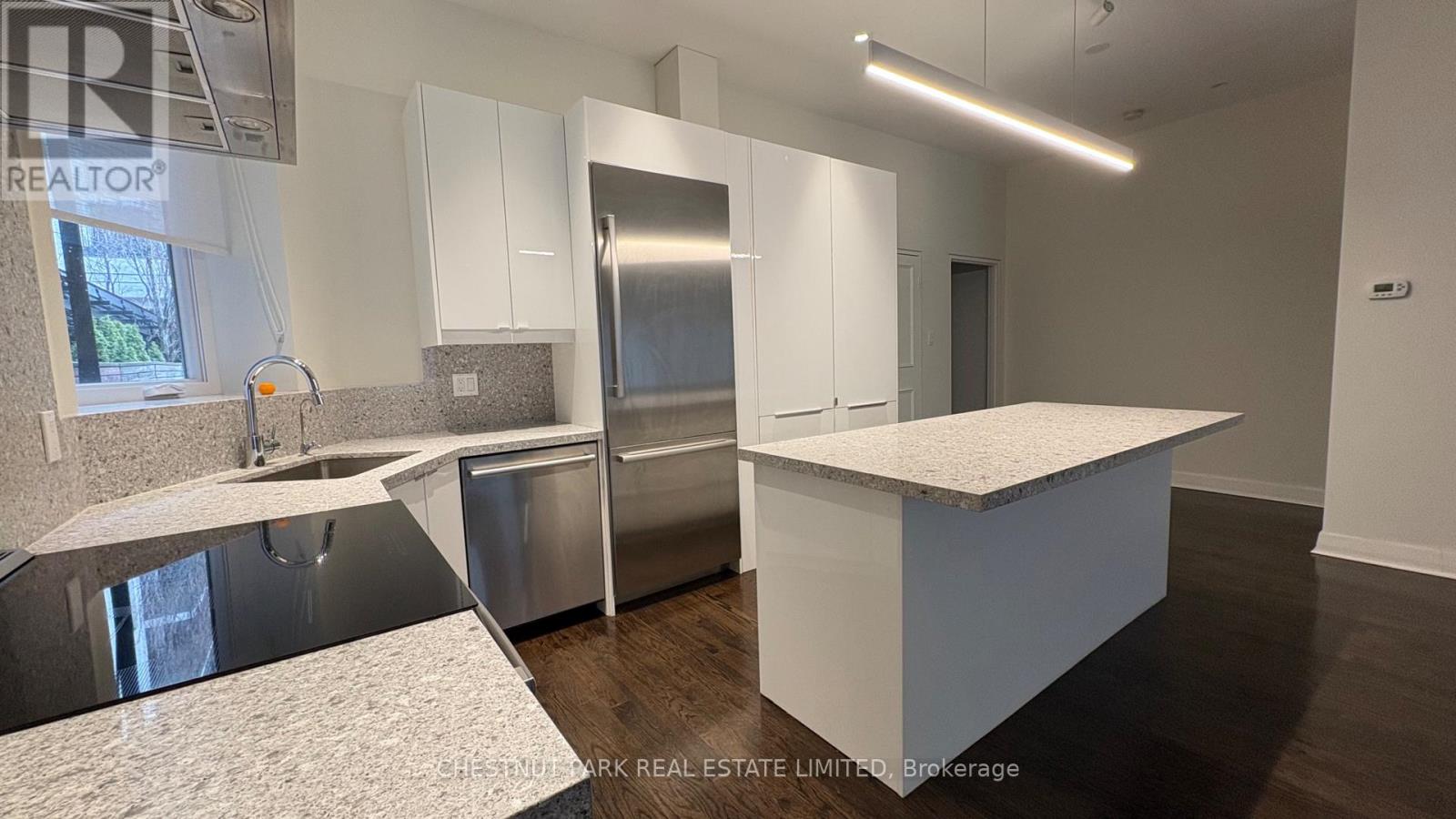 1 - 127 Hazelton Avenue, Toronto, Ontario  M5R 2E4 - Photo 6 - C12946694