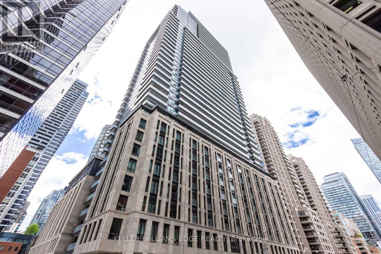 2602 - 955 BAY STREET, Toronto, Ontario