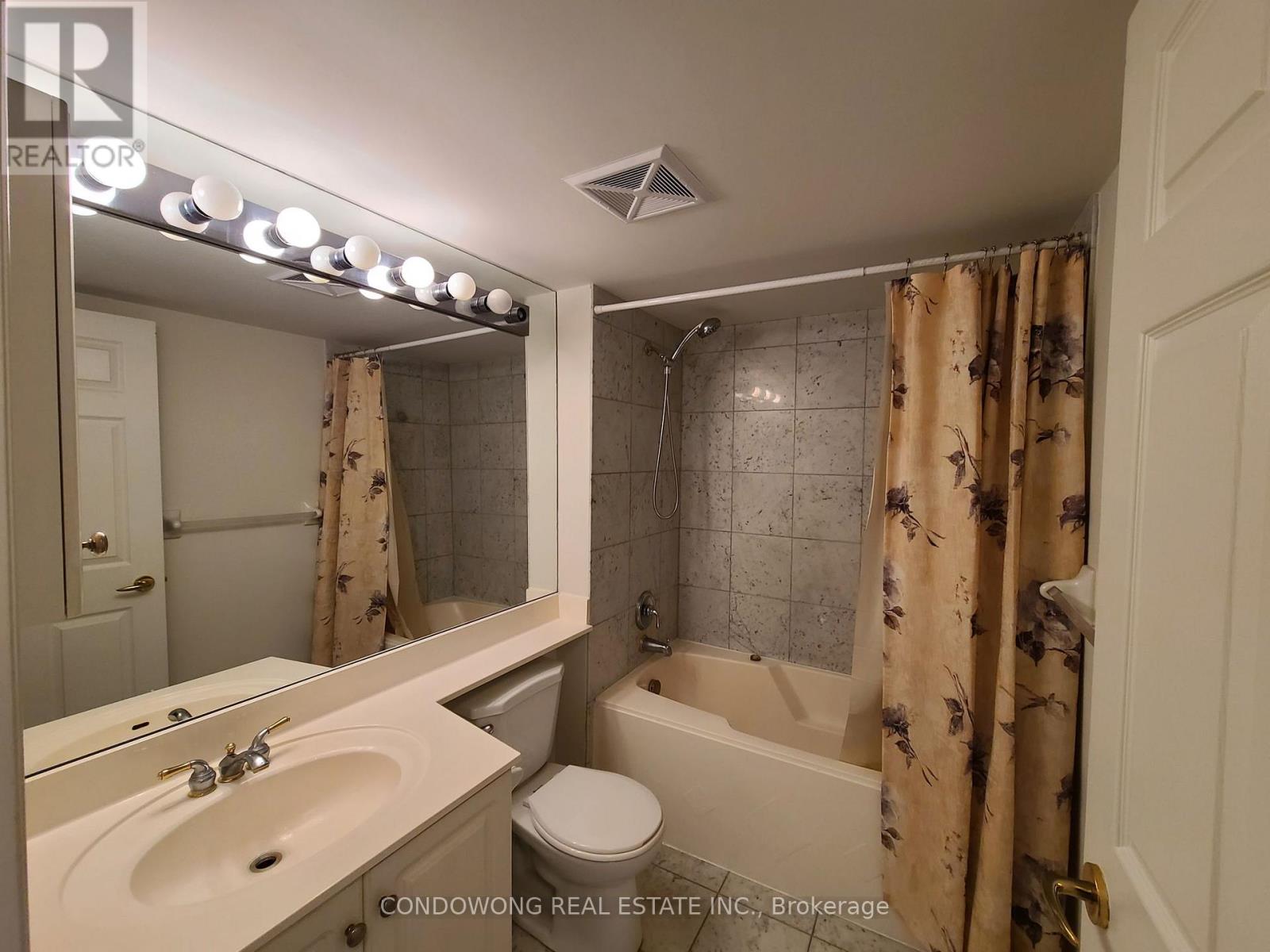 909 - 38 Avoca Avenue, Toronto, Ontario  M4T 2B9 - Photo 6 - C12946890