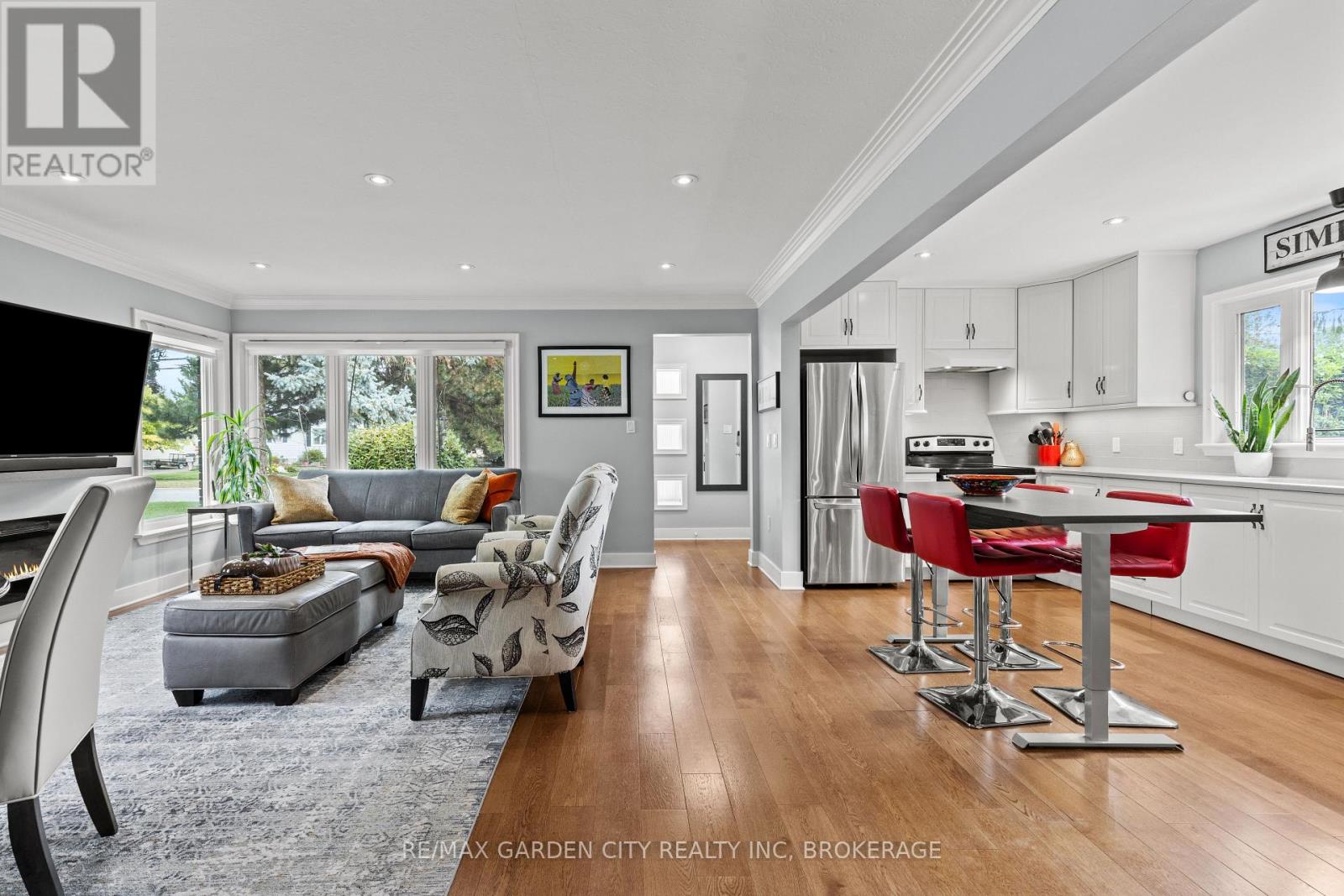 629 Penner Street, Niagara-On-The-Lake, Ontario  L0S 1T0 - Photo 5 - X12938270