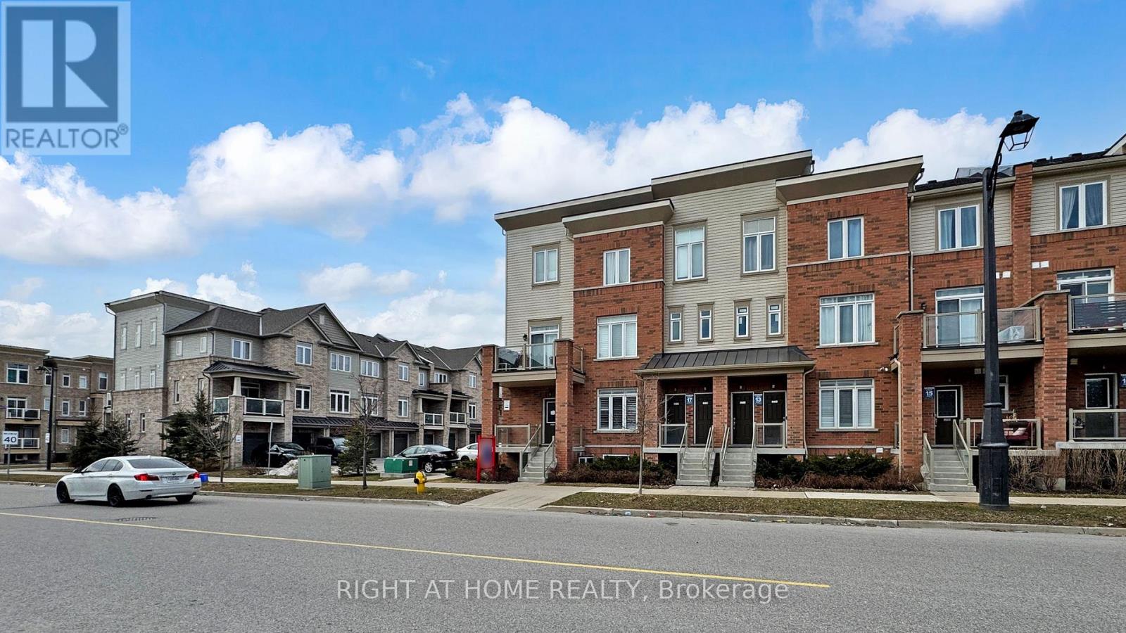 16 - 2710 William Jackson Drive E, Pickering, Ontario  L1X 0E6 - Photo 2 - E12946584