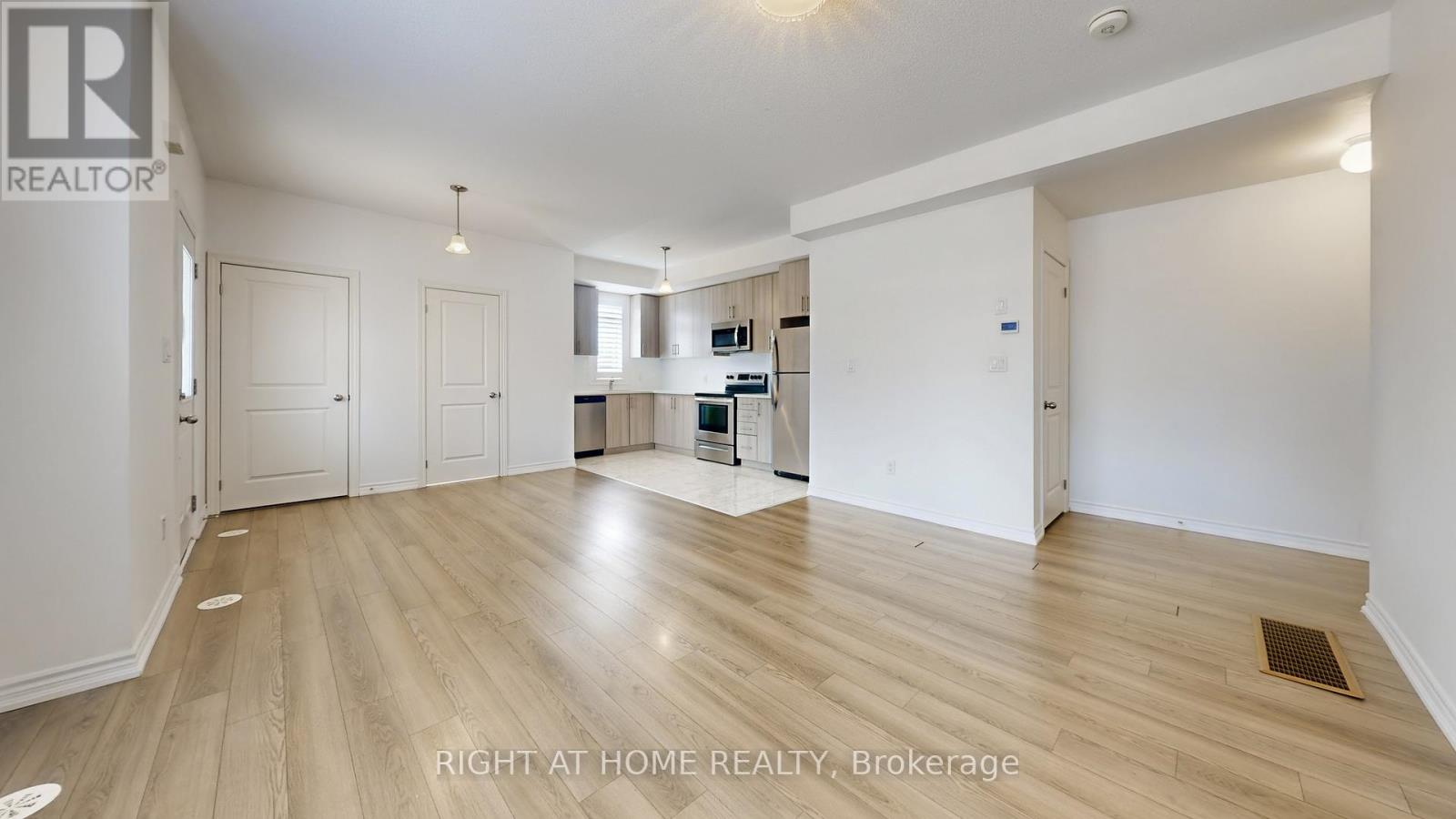 16 - 2710 William Jackson Drive E, Pickering, Ontario  L1X 0E6 - Photo 8 - E12946584