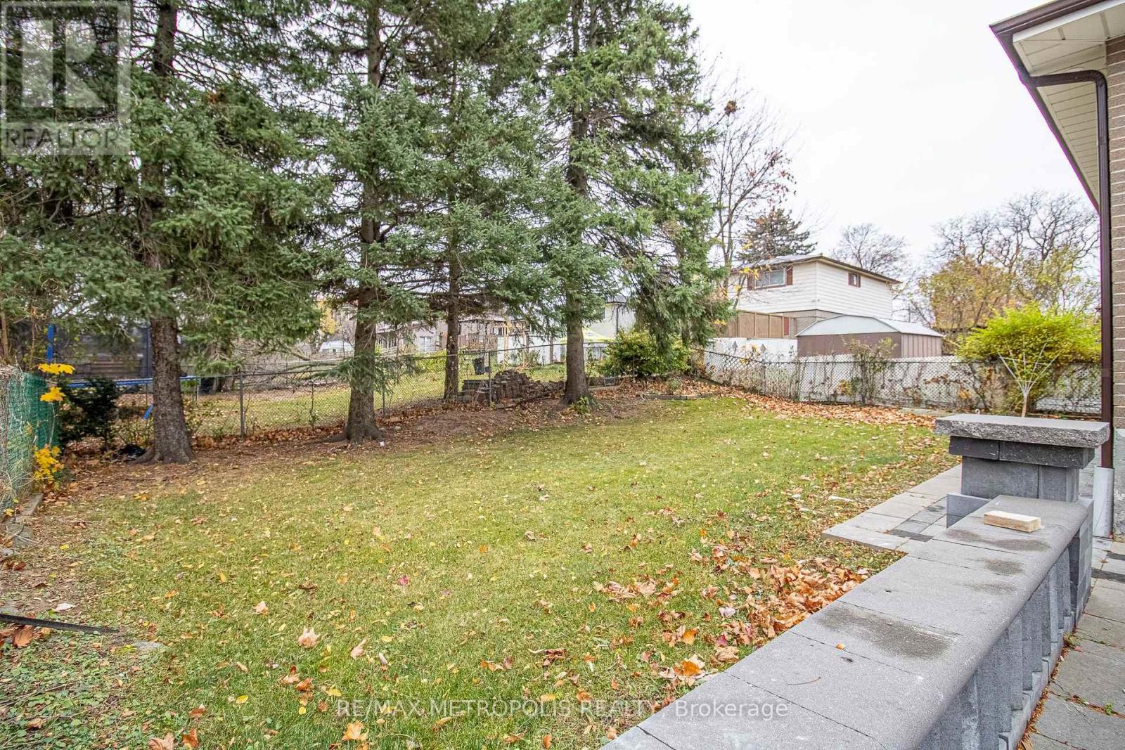 37 Albacore Crescent, Toronto, Ontario  M1H 2L2 - Photo 33 - E12946808