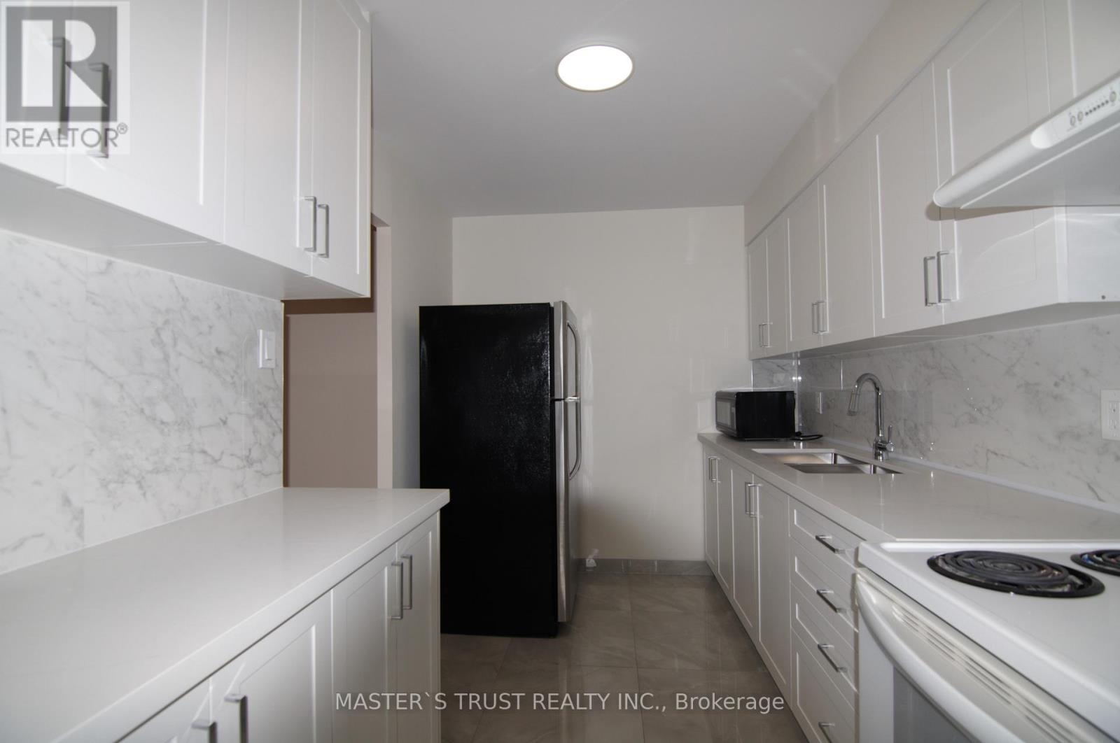 1003 - 100 Dundalk Drive, Toronto, Ontario  M1P 4V2 - Photo 9 - E12946830